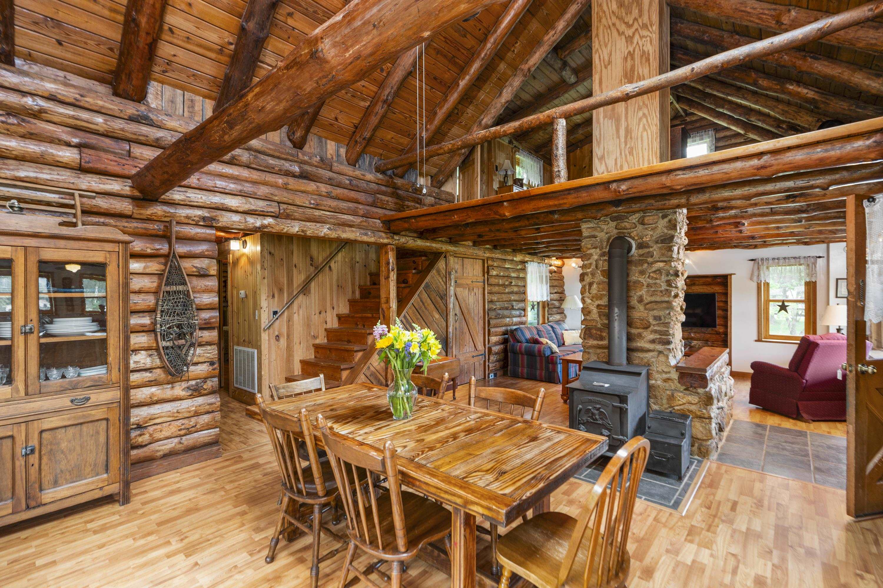 35 S BOTTOM RD, RAPHINE, Virginia 24472, 3 Bedrooms Bedrooms, ,2 BathroomsBathrooms,Residential,Rockbridge Retreat,35 S BOTTOM RD,665844 MLS # 665844
