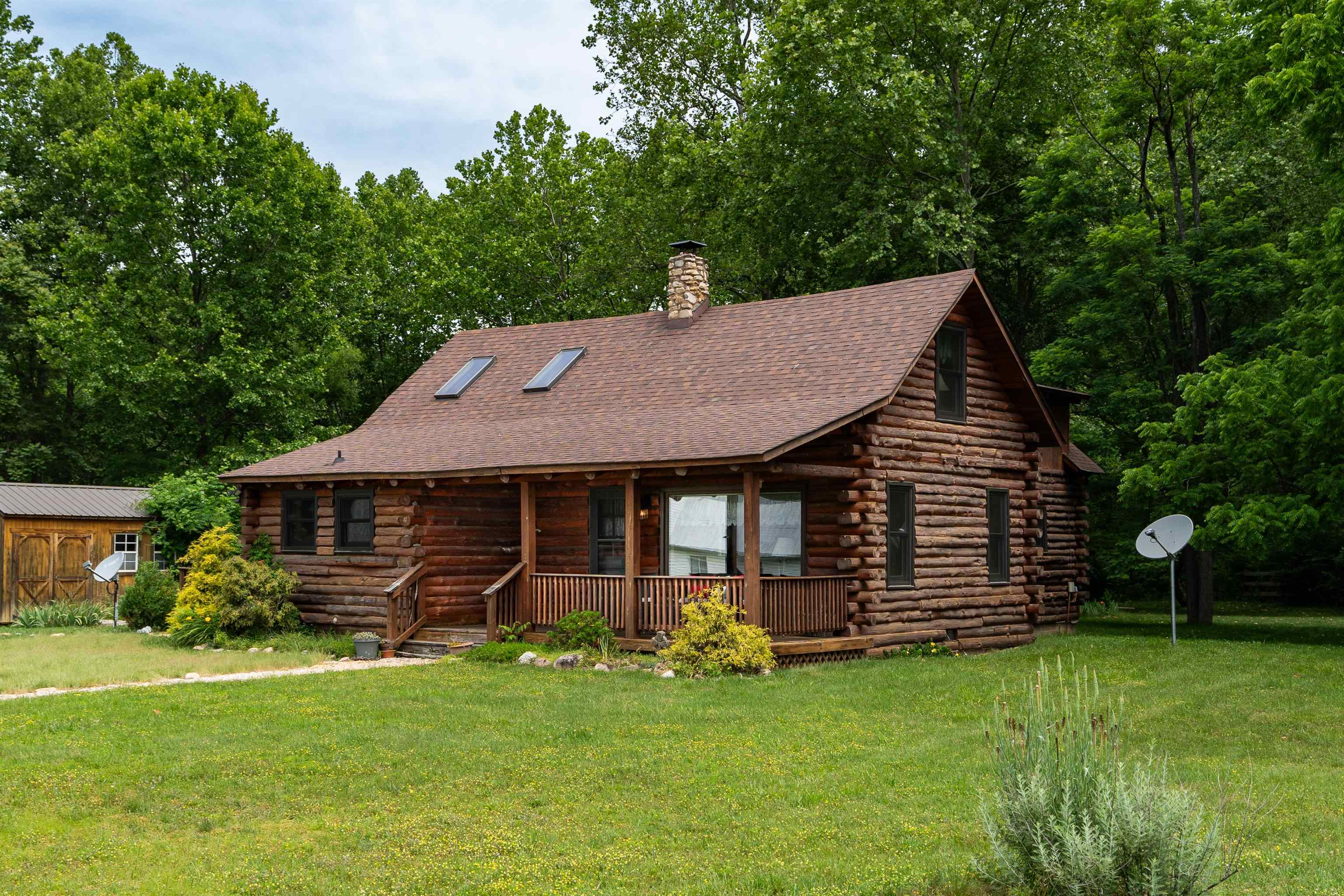 35 S BOTTOM RD, RAPHINE, Virginia 24472, 3 Bedrooms Bedrooms, ,2 BathroomsBathrooms,Residential,Rockbridge Retreat,35 S BOTTOM RD,665844 MLS # 665844