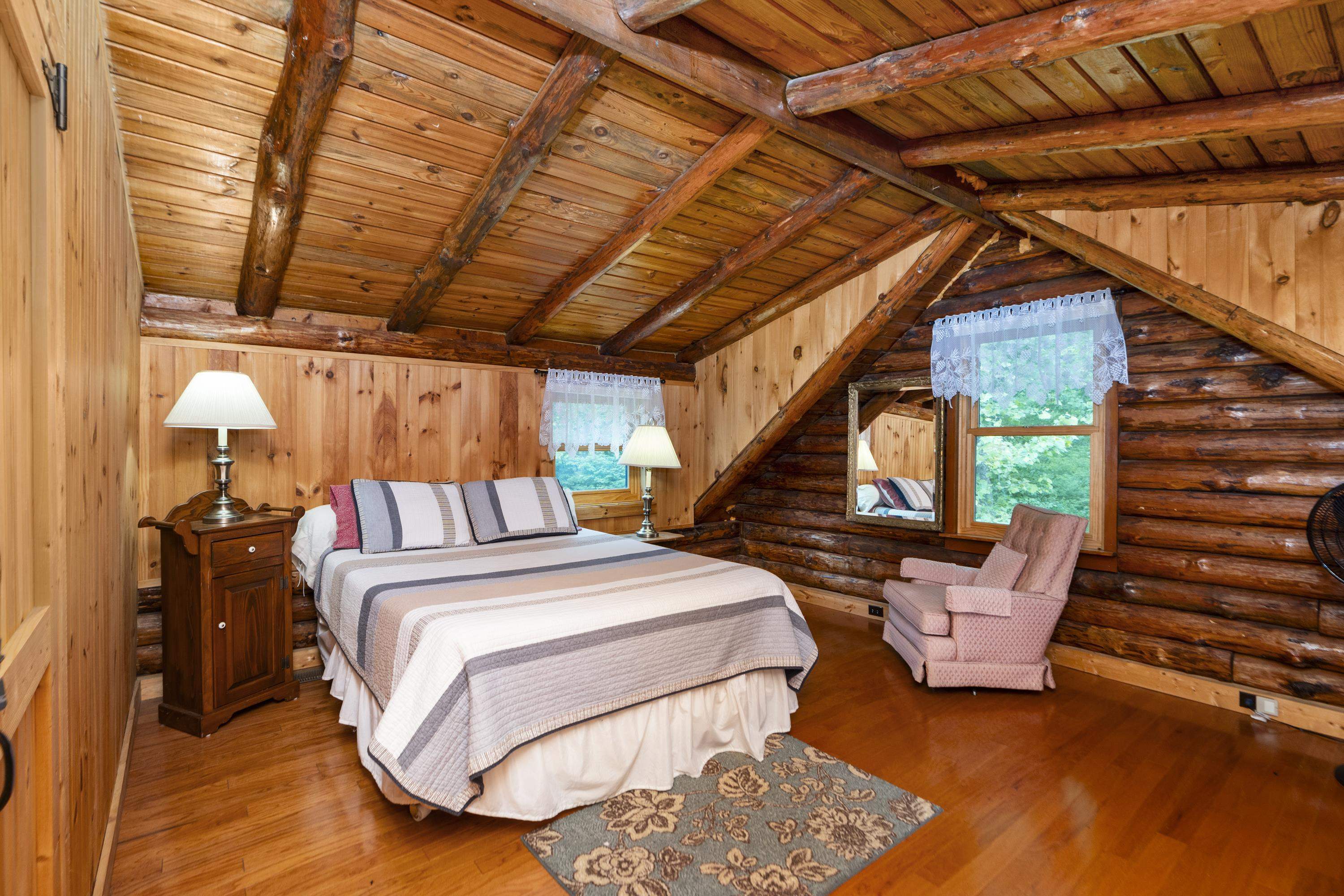35 S BOTTOM RD, RAPHINE, Virginia 24472, 3 Bedrooms Bedrooms, ,2 BathroomsBathrooms,Residential,Rockbridge Retreat,35 S BOTTOM RD,665844 MLS # 665844