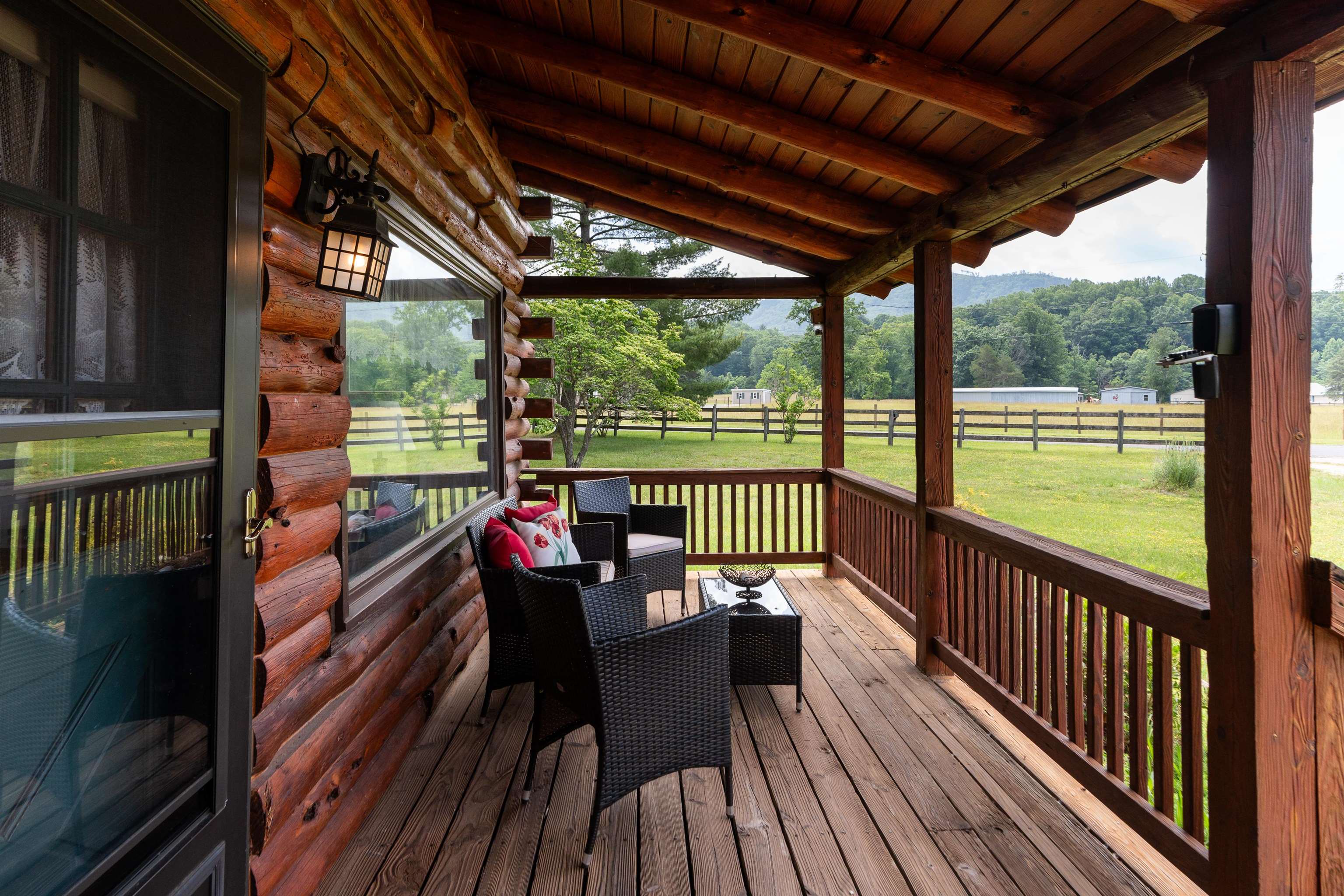 35 S BOTTOM RD, RAPHINE, Virginia 24472, 3 Bedrooms Bedrooms, ,2 BathroomsBathrooms,Residential,Rockbridge Retreat,35 S BOTTOM RD,665844 MLS # 665844
