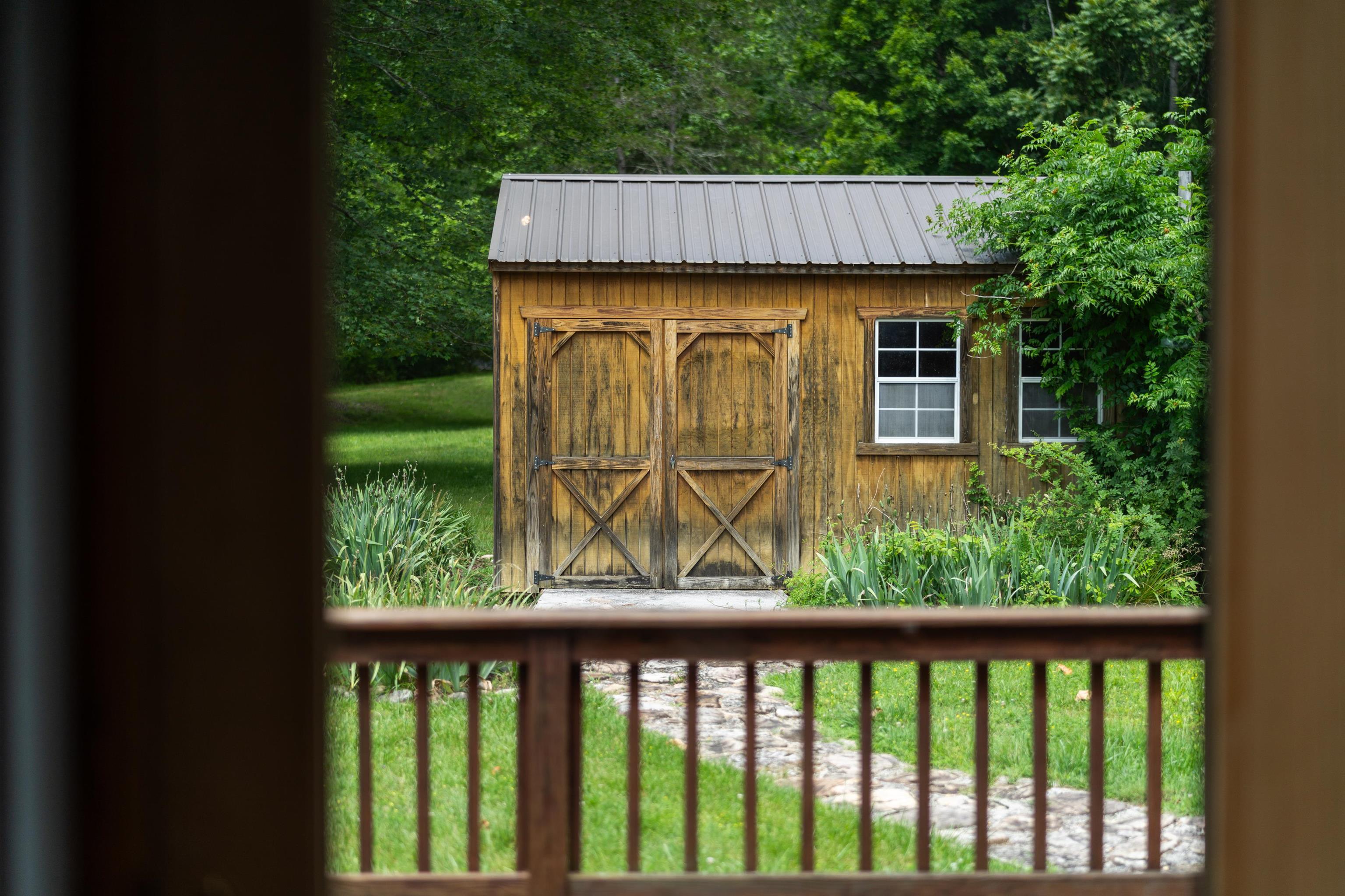 35 S BOTTOM RD, RAPHINE, Virginia 24472, 3 Bedrooms Bedrooms, ,2 BathroomsBathrooms,Residential,Rockbridge Retreat,35 S BOTTOM RD,665844 MLS # 665844