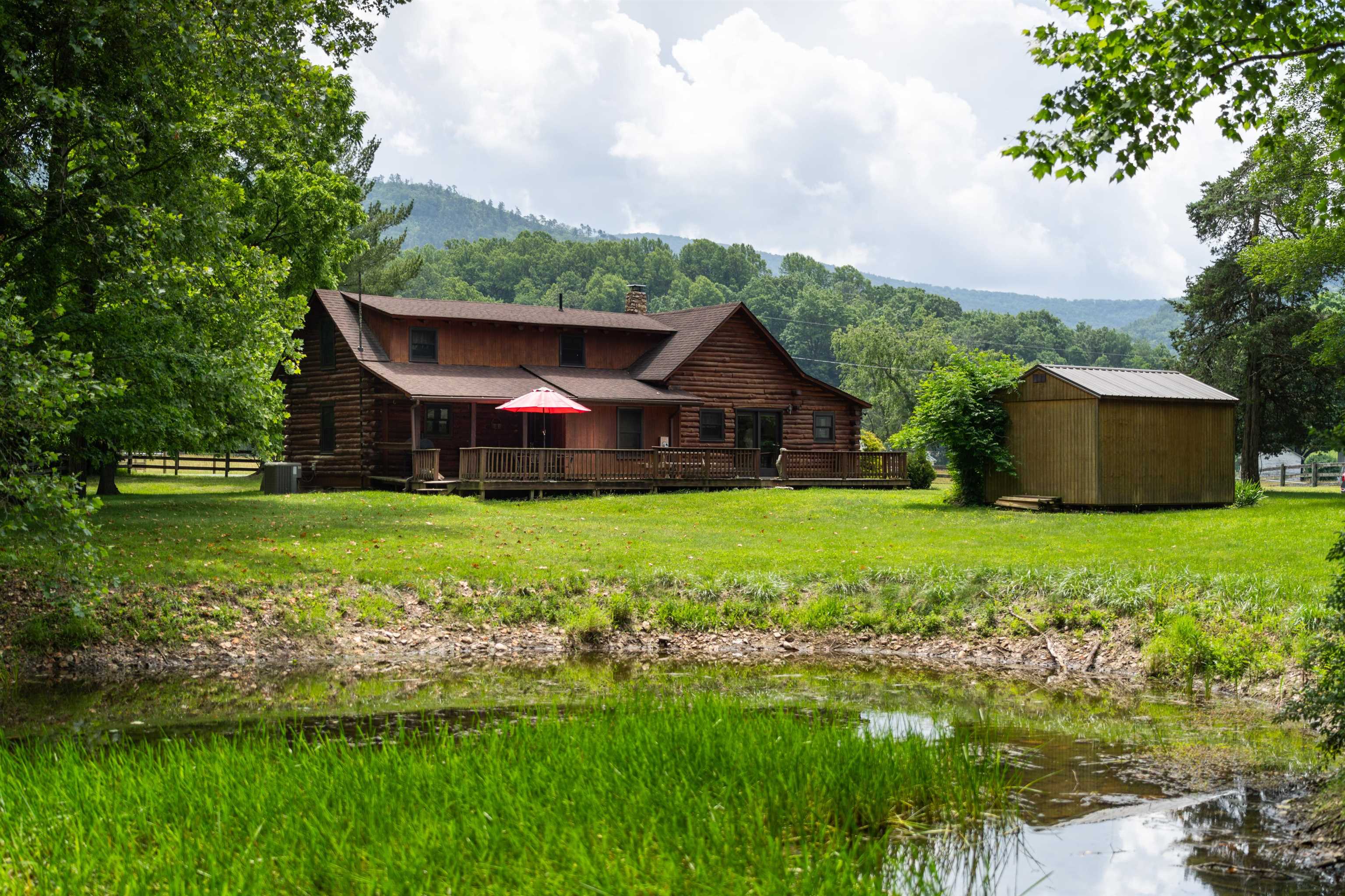 35 S BOTTOM RD, RAPHINE, Virginia 24472, 3 Bedrooms Bedrooms, ,2 BathroomsBathrooms,Residential,Rockbridge Retreat,35 S BOTTOM RD,665844 MLS # 665844