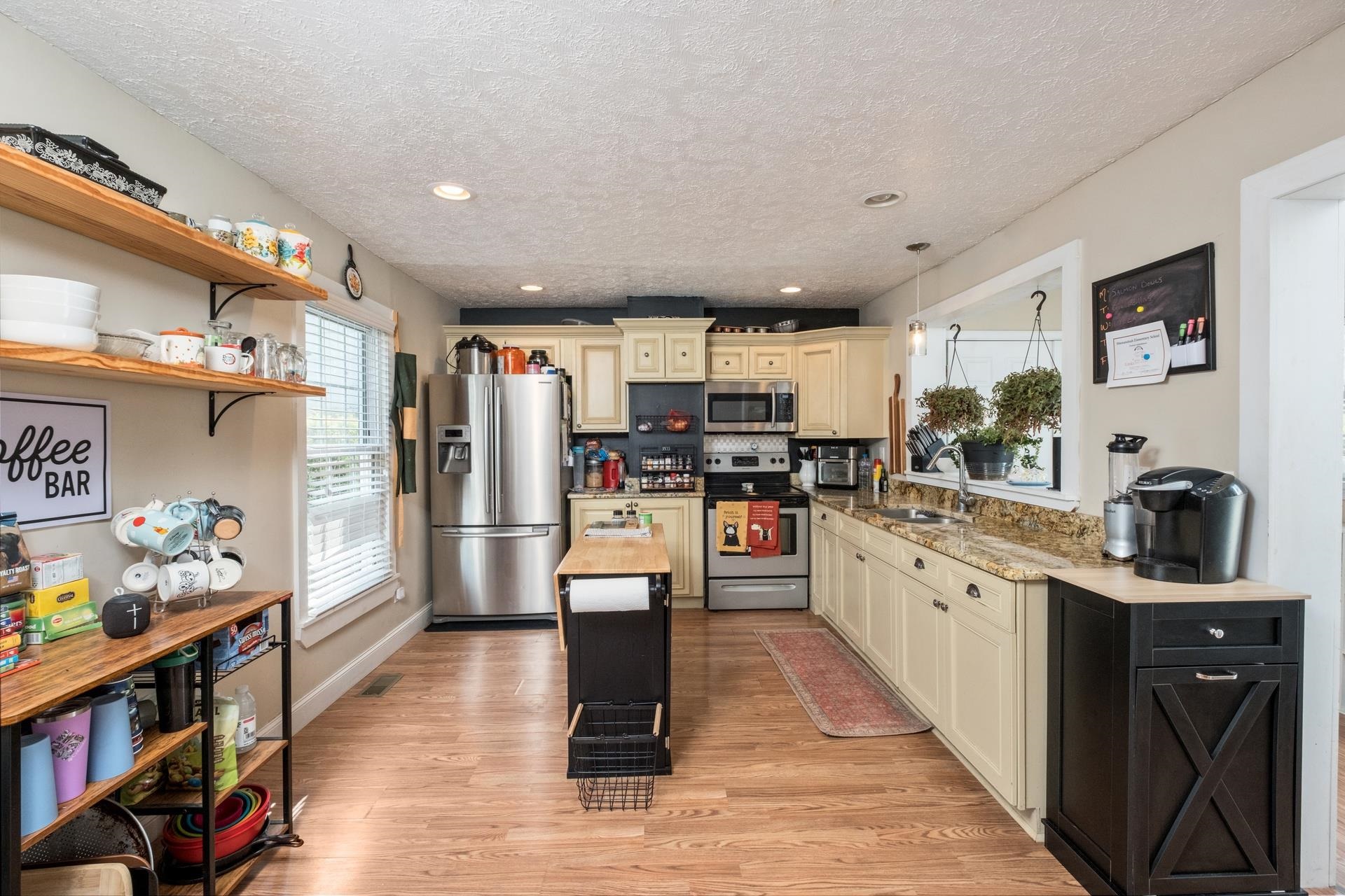 106 2ND ST, SHENANDOAH, Virginia 22849, 3 Bedrooms Bedrooms, ,2 BathroomsBathrooms,Residential,106 2ND ST,665851 MLS # 665851