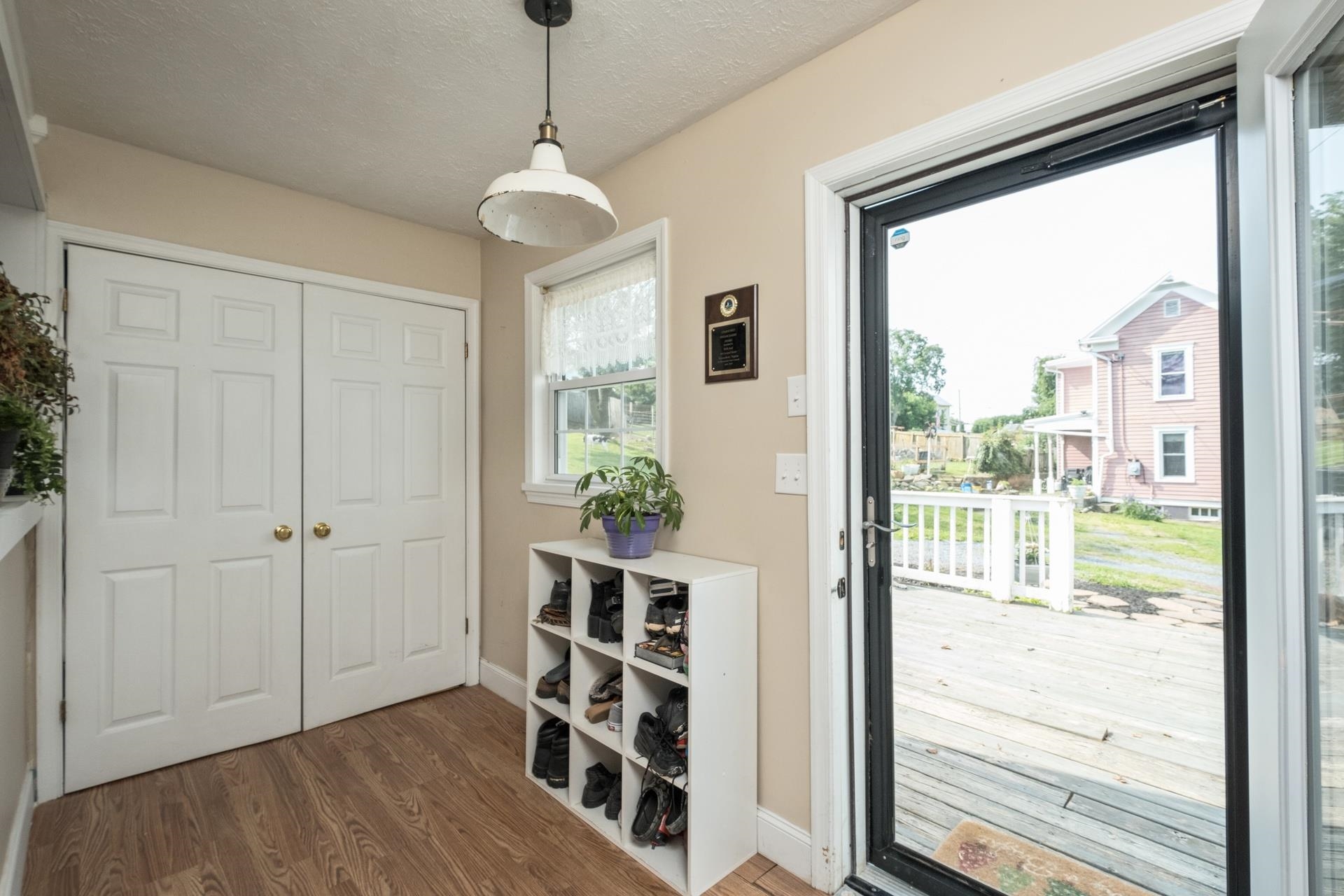 106 2ND ST, SHENANDOAH, Virginia 22849, 3 Bedrooms Bedrooms, ,2 BathroomsBathrooms,Residential,106 2ND ST,665851 MLS # 665851
