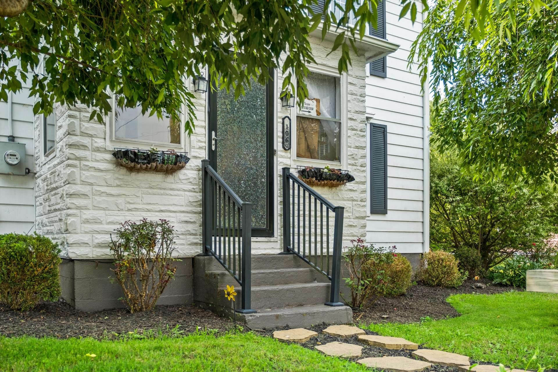 106 2ND ST, SHENANDOAH, Virginia 22849, 3 Bedrooms Bedrooms, ,2 BathroomsBathrooms,Residential,106 2ND ST,665851 MLS # 665851