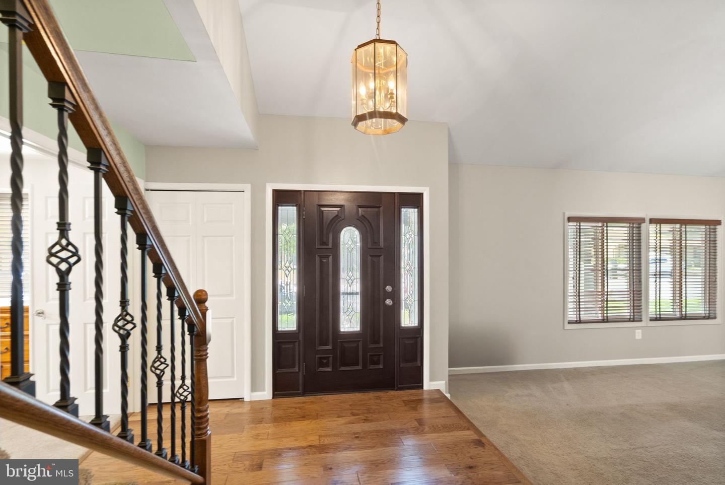 515 SUGARLAND RUN DR, STERLING, Virginia 20164, 4 Bedrooms Bedrooms, ,2 BathroomsBathrooms,Residential,For sale,515 SUGARLAND RUN DR,VALO2097566 MLS # VALO2097566