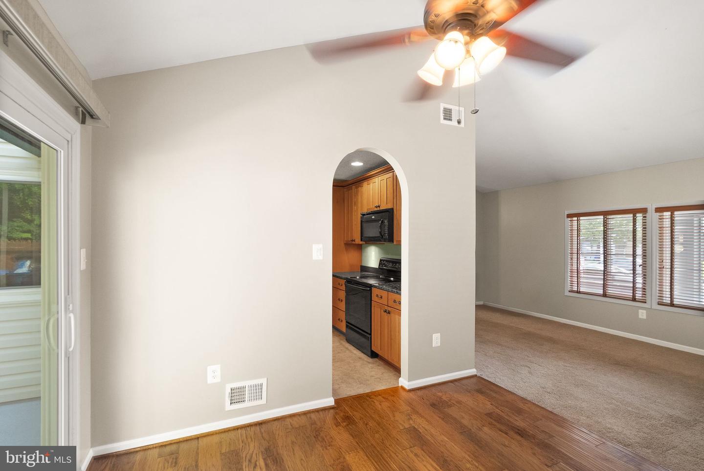 515 SUGARLAND RUN DR, STERLING, Virginia 20164, 4 Bedrooms Bedrooms, ,2 BathroomsBathrooms,Residential,For sale,515 SUGARLAND RUN DR,VALO2097566 MLS # VALO2097566