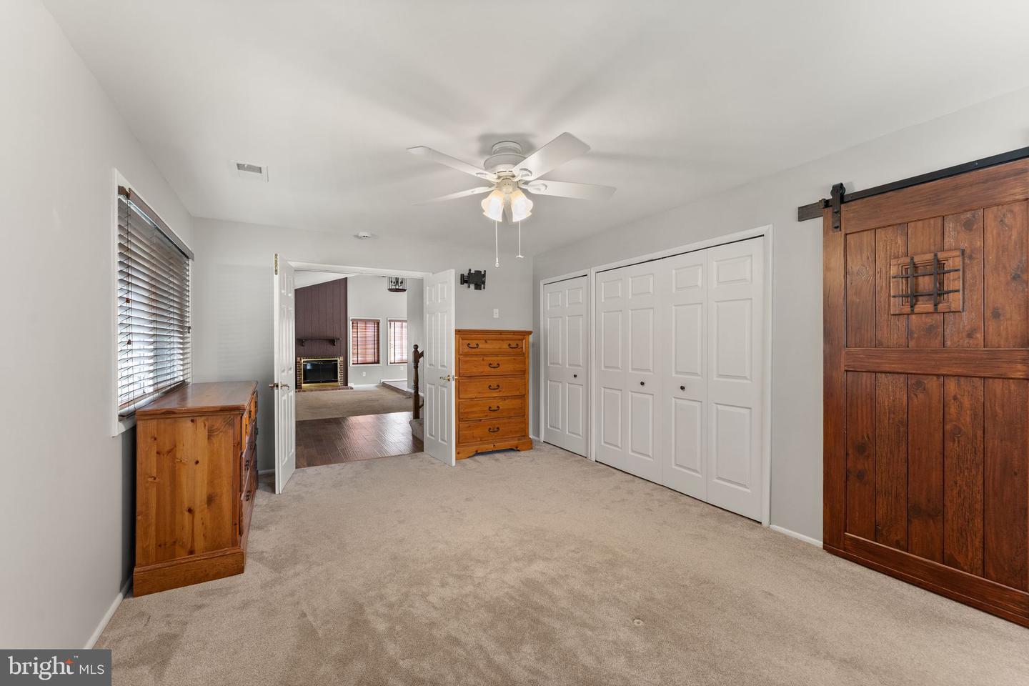 515 SUGARLAND RUN DR, STERLING, Virginia 20164, 4 Bedrooms Bedrooms, ,2 BathroomsBathrooms,Residential,For sale,515 SUGARLAND RUN DR,VALO2097566 MLS # VALO2097566