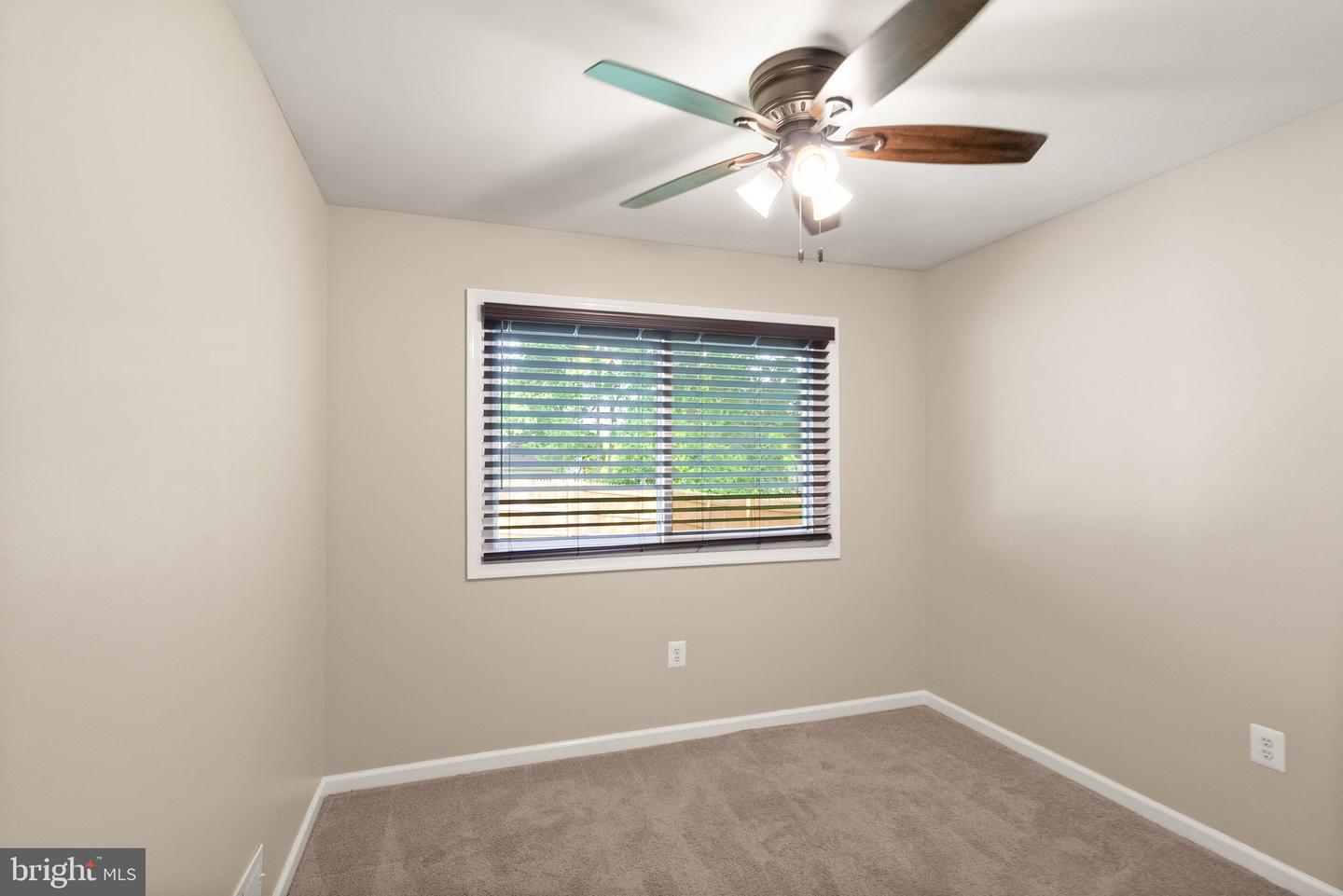 515 SUGARLAND RUN DR, STERLING, Virginia 20164, 4 Bedrooms Bedrooms, ,2 BathroomsBathrooms,Residential,For sale,515 SUGARLAND RUN DR,VALO2097566 MLS # VALO2097566