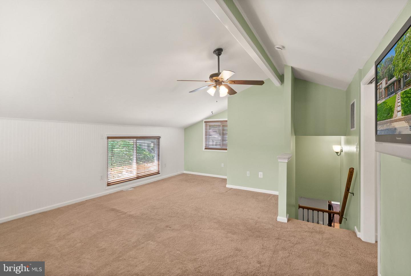 515 SUGARLAND RUN DR, STERLING, Virginia 20164, 4 Bedrooms Bedrooms, ,2 BathroomsBathrooms,Residential,For sale,515 SUGARLAND RUN DR,VALO2097566 MLS # VALO2097566