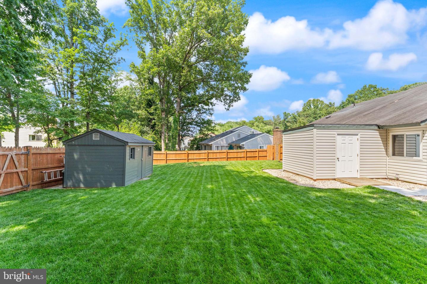 515 SUGARLAND RUN DR, STERLING, Virginia 20164, 4 Bedrooms Bedrooms, ,2 BathroomsBathrooms,Residential,For sale,515 SUGARLAND RUN DR,VALO2097566 MLS # VALO2097566