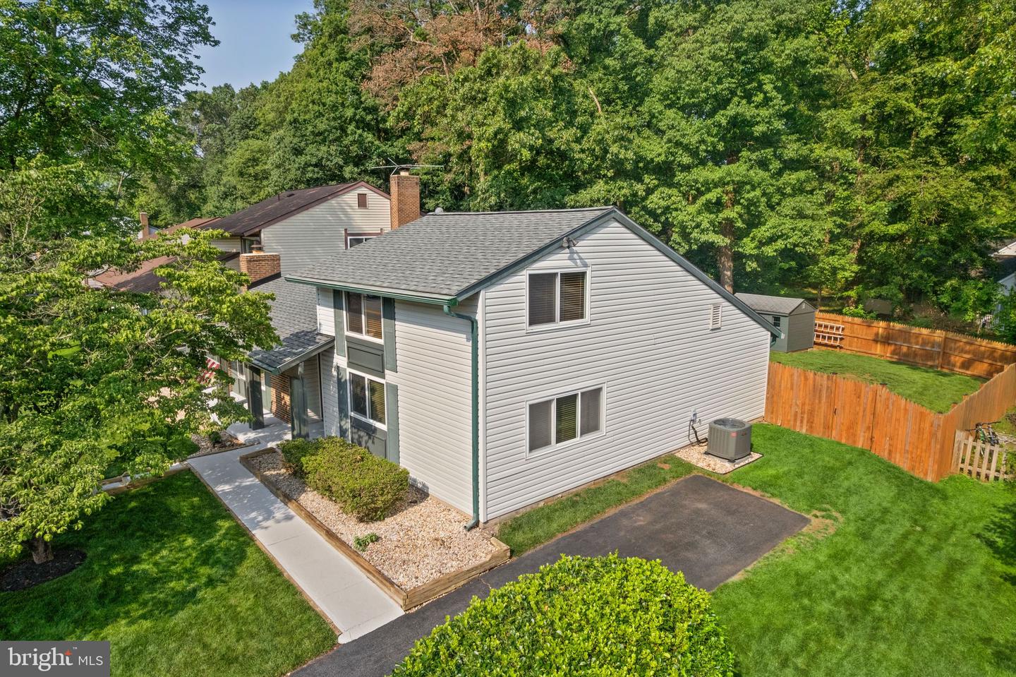 515 SUGARLAND RUN DR, STERLING, Virginia 20164, 4 Bedrooms Bedrooms, ,2 BathroomsBathrooms,Residential,For sale,515 SUGARLAND RUN DR,VALO2097566 MLS # VALO2097566