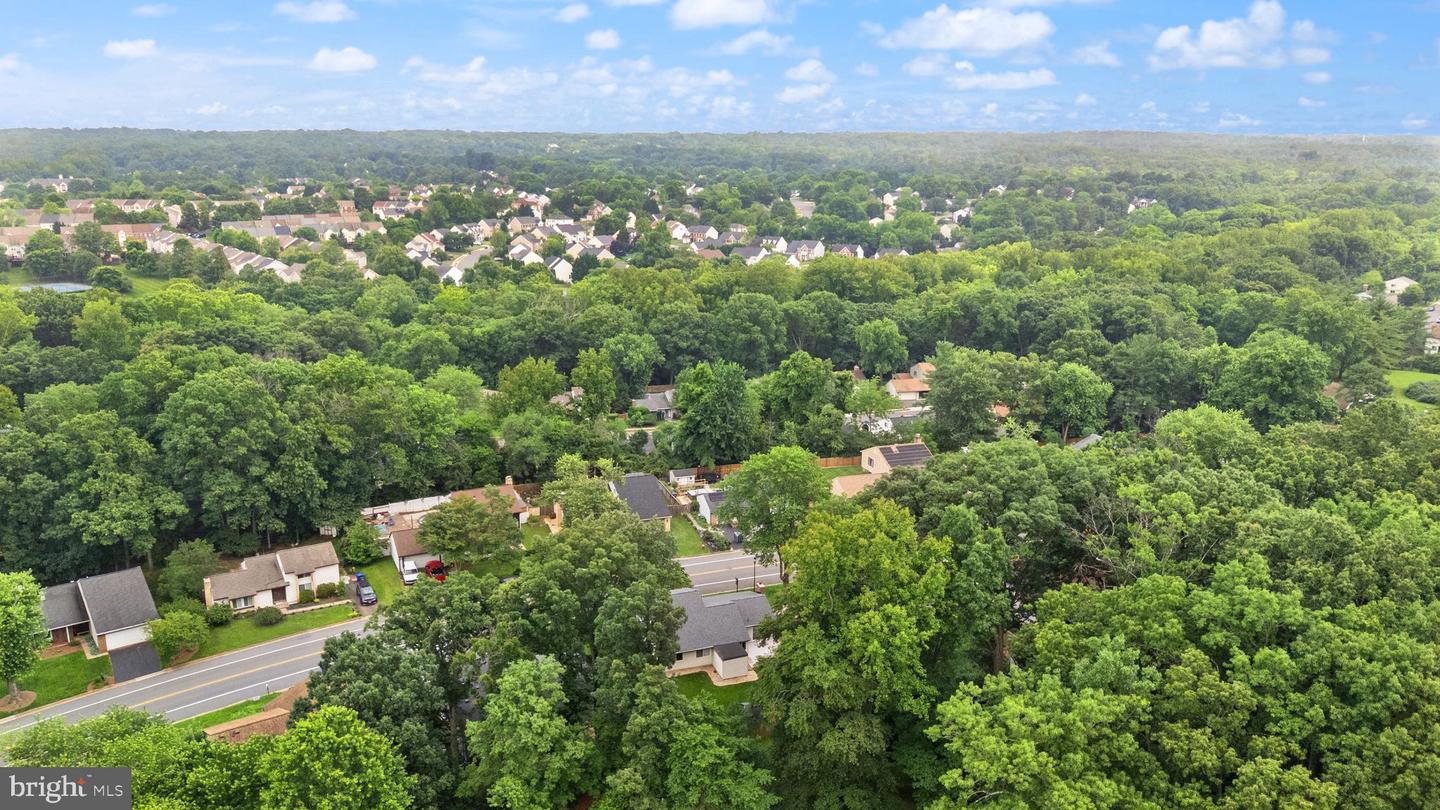 515 SUGARLAND RUN DR, STERLING, Virginia 20164, 4 Bedrooms Bedrooms, ,2 BathroomsBathrooms,Residential,For sale,515 SUGARLAND RUN DR,VALO2097566 MLS # VALO2097566