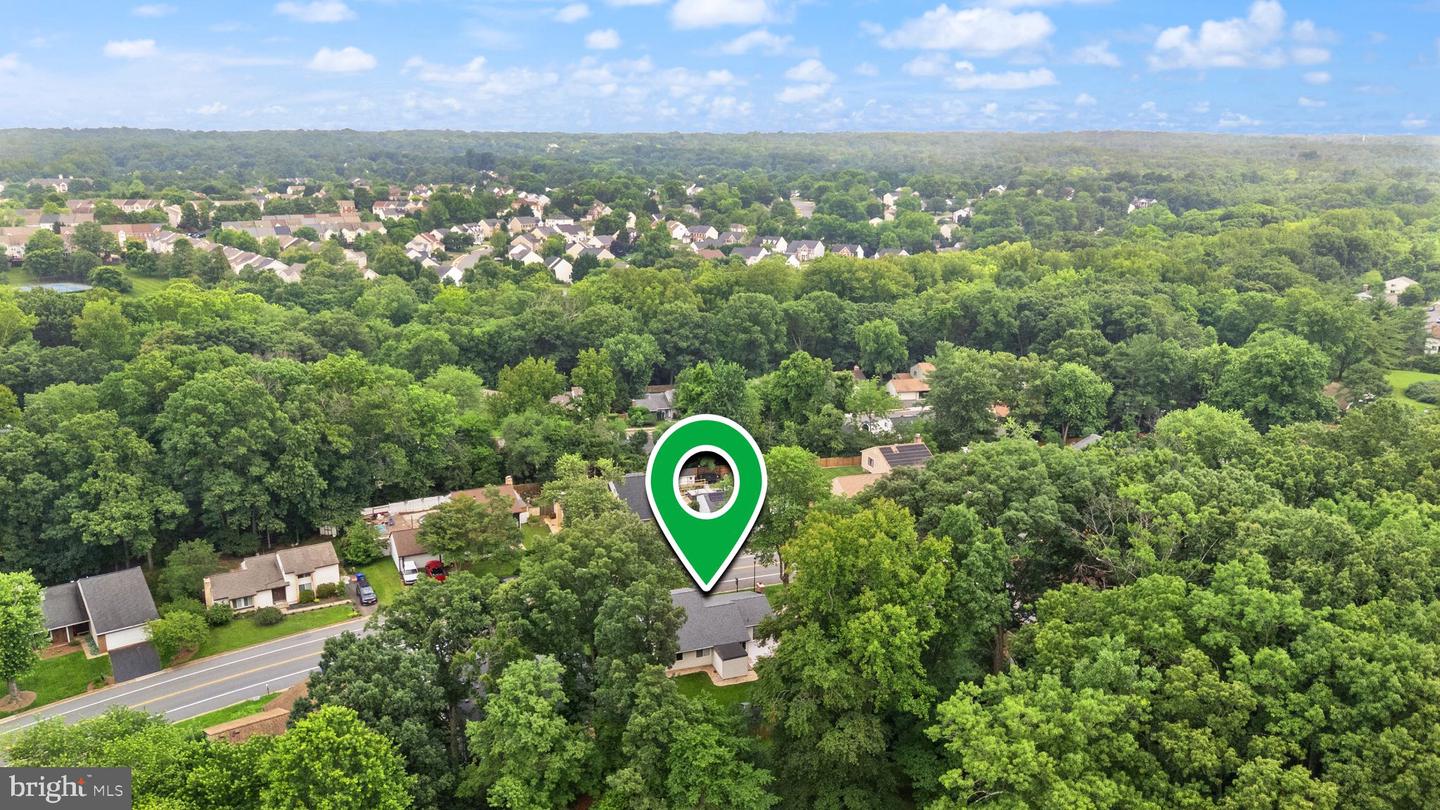 515 SUGARLAND RUN DR, STERLING, Virginia 20164, 4 Bedrooms Bedrooms, ,2 BathroomsBathrooms,Residential,For sale,515 SUGARLAND RUN DR,VALO2097566 MLS # VALO2097566