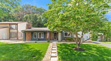 515 SUGARLAND RUN DR, STERLING, Virginia 20164, 4 Bedrooms Bedrooms, ,2 BathroomsBathrooms,Residential,For sale,515 SUGARLAND RUN DR,VALO2097566 MLS # VALO2097566