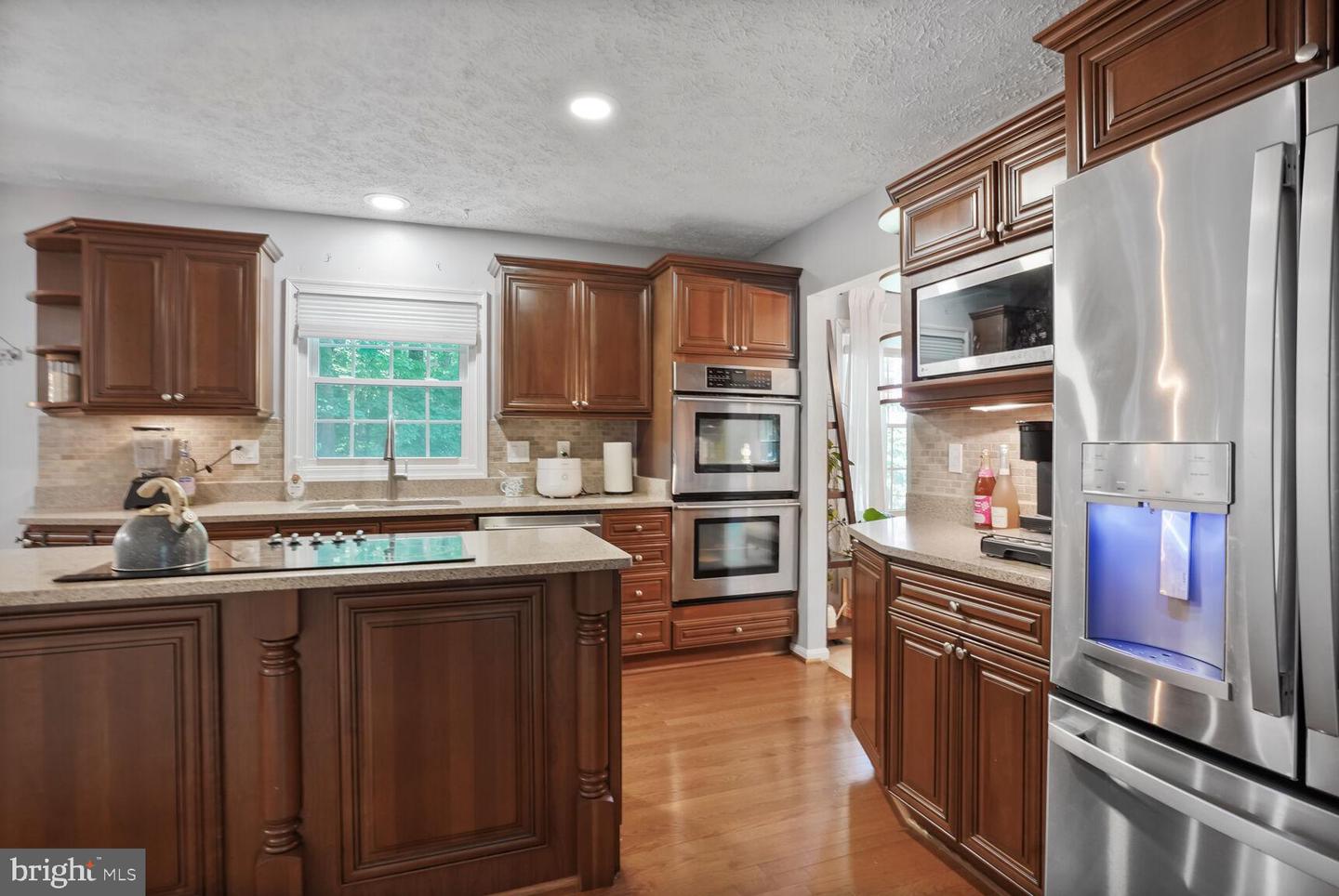 10911 CARTERS OAK WAY, BURKE, Virginia 22015, 5 Bedrooms Bedrooms, ,3 BathroomsBathrooms,Residential,For sale,10911 CARTERS OAK WAY,VAFX2244394 MLS # VAFX2244394