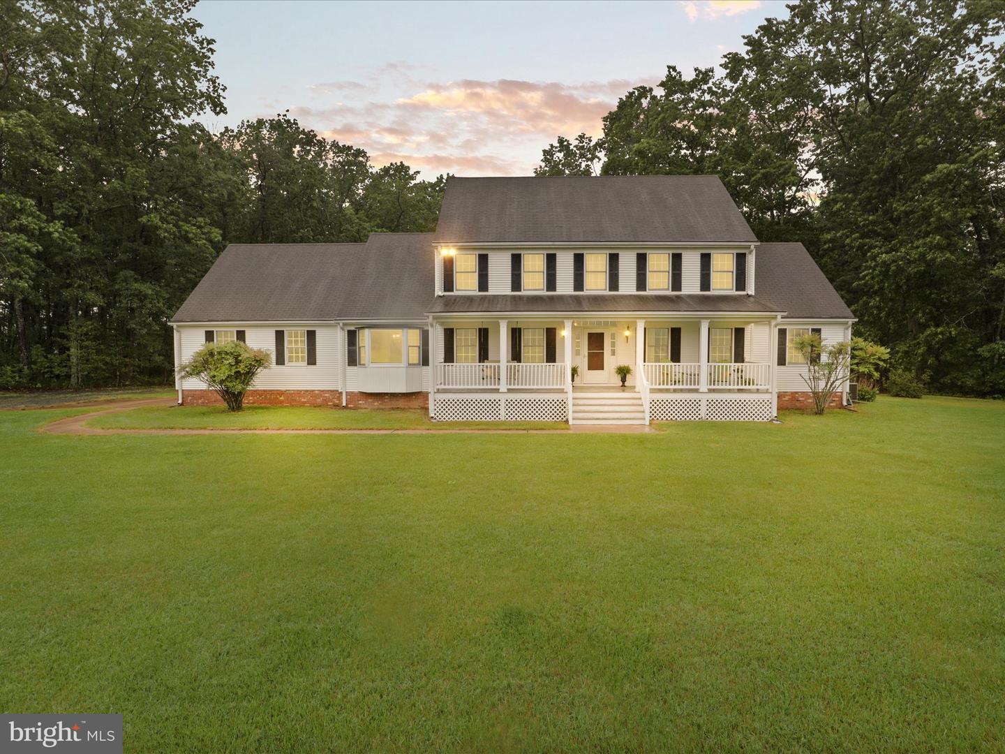 13124 S RIVER RD, SUMERDUCK, Virginia 22742, 4 Bedrooms Bedrooms, ,3 BathroomsBathrooms,Residential,For sale,13124 S RIVER RD,VAFQ2016878 MLS # VAFQ2016878