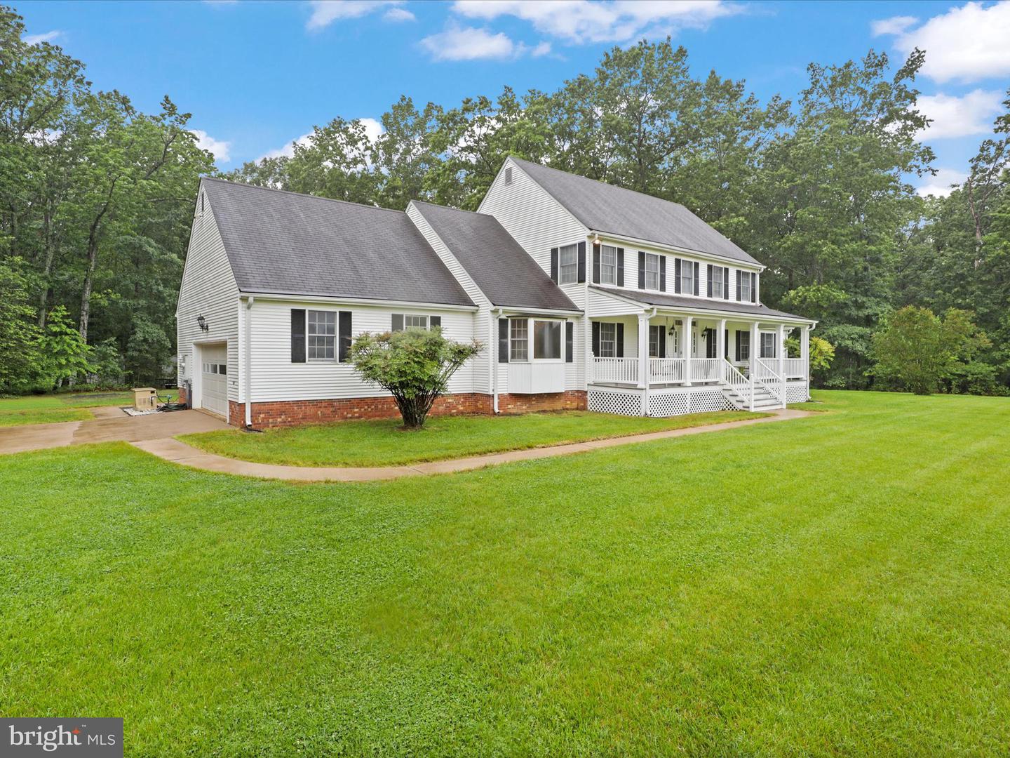 13124 S RIVER RD, SUMERDUCK, Virginia 22742, 4 Bedrooms Bedrooms, ,3 BathroomsBathrooms,Residential,For sale,13124 S RIVER RD,VAFQ2016878 MLS # VAFQ2016878