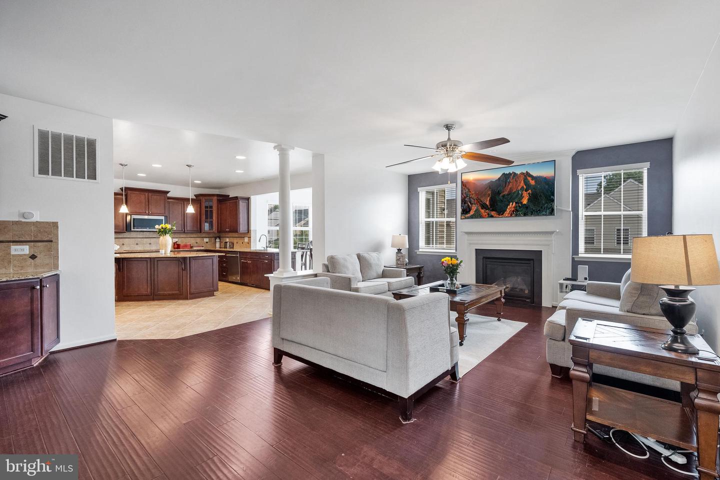 15187 ADDISON LN, WOODBRIDGE, Virginia 22193, 6 Bedrooms Bedrooms, ,3 BathroomsBathrooms,Residential,For sale,15187 ADDISON LN,VAPW2096164 MLS # VAPW2096164