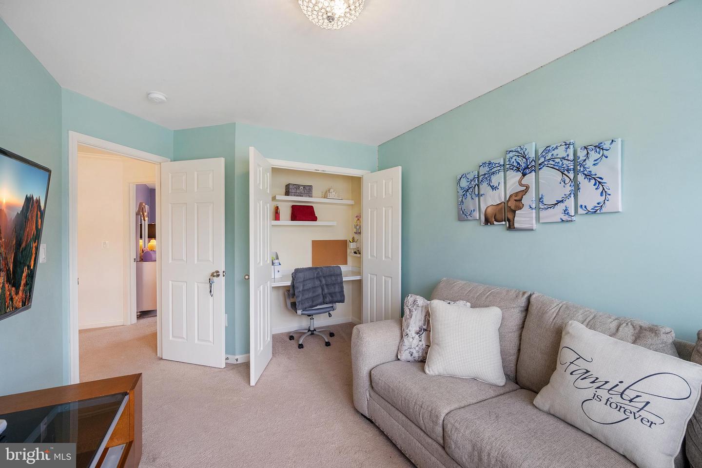15187 ADDISON LN, WOODBRIDGE, Virginia 22193, 6 Bedrooms Bedrooms, ,3 BathroomsBathrooms,Residential,For sale,15187 ADDISON LN,VAPW2096164 MLS # VAPW2096164