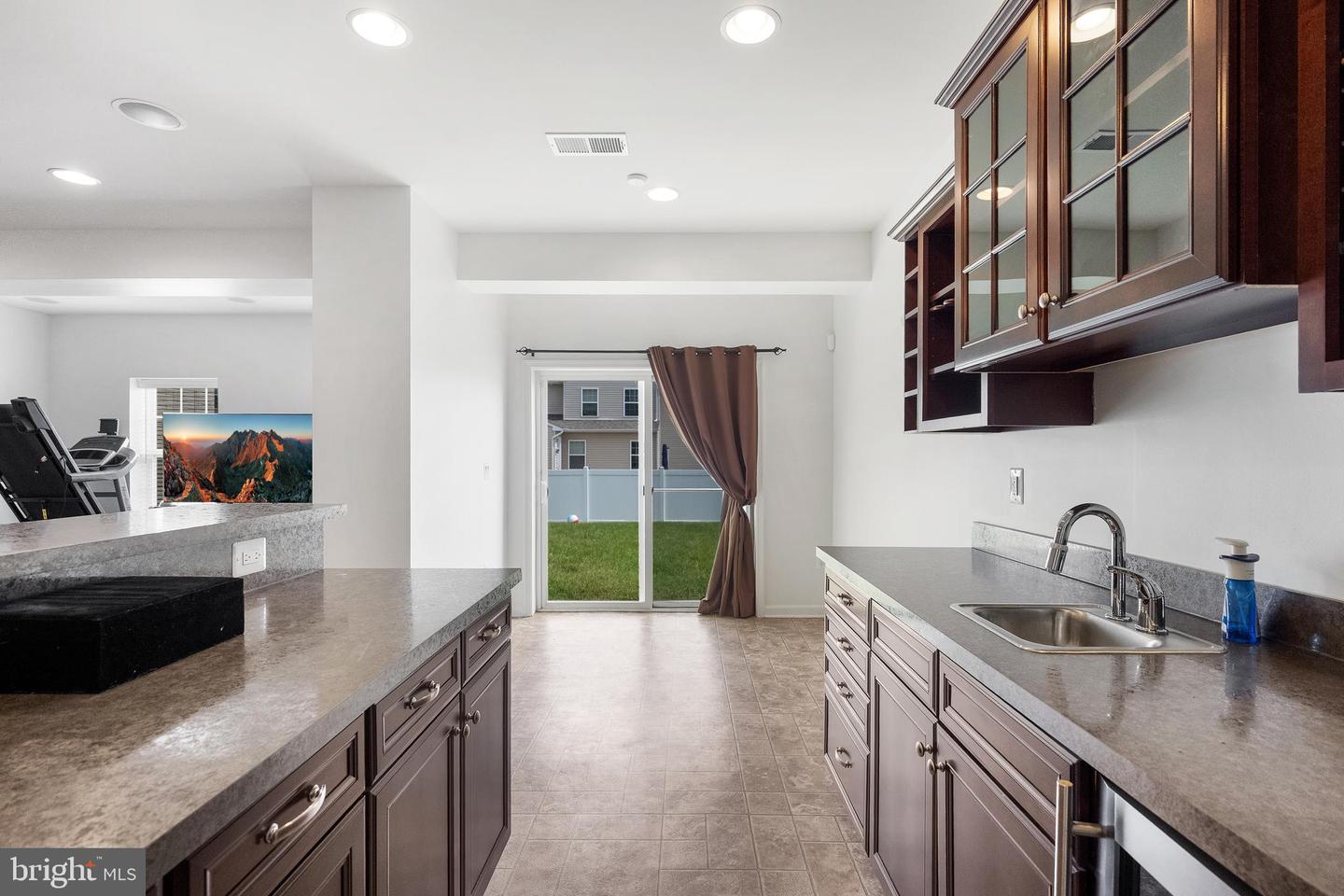 15187 ADDISON LN, WOODBRIDGE, Virginia 22193, 6 Bedrooms Bedrooms, ,3 BathroomsBathrooms,Residential,For sale,15187 ADDISON LN,VAPW2096164 MLS # VAPW2096164