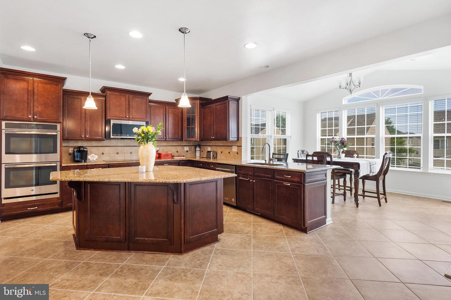 15187 ADDISON LN, WOODBRIDGE, Virginia 22193, 6 Bedrooms Bedrooms, ,3 BathroomsBathrooms,Residential,For sale,15187 ADDISON LN,VAPW2096164 MLS # VAPW2096164