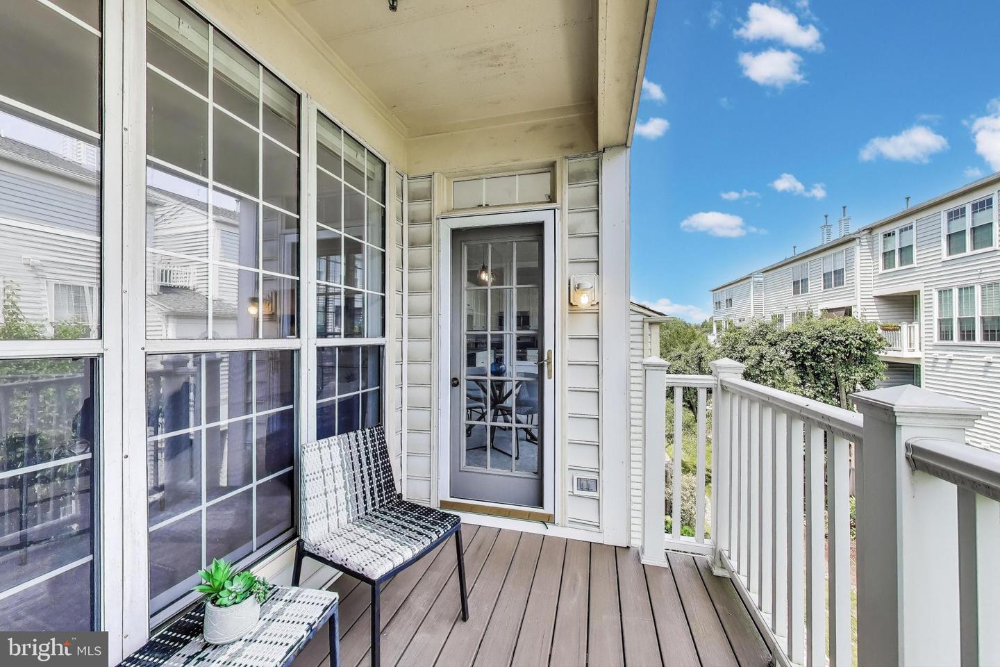 1725 BRADDOCK PL #304, ALEXANDRIA, Virginia 22302, 2 Bedrooms Bedrooms, ,2 BathroomsBathrooms,Residential,For sale,1725 BRADDOCK PL #304,VAAX2046182 MLS # VAAX2046182