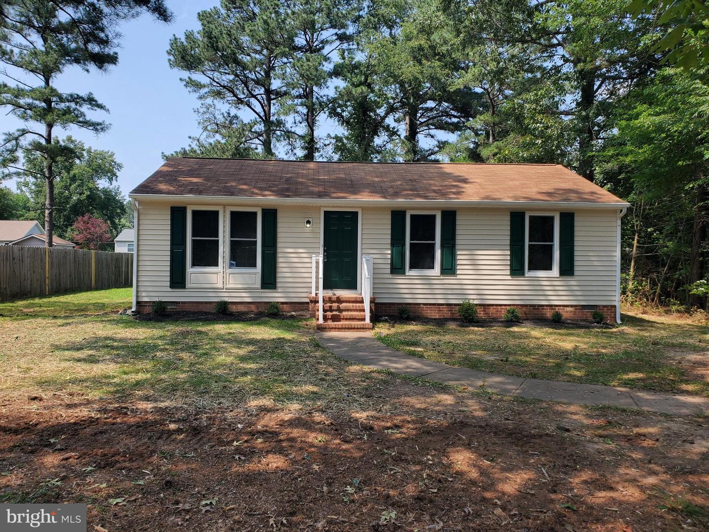 416 POCAHONTAS DR, RUTHER GLEN, Virginia 22546, 3 Bedrooms Bedrooms, ,2 BathroomsBathrooms,Residential,For sale,416 POCAHONTAS DR,VACV2008256 MLS # VACV2008256