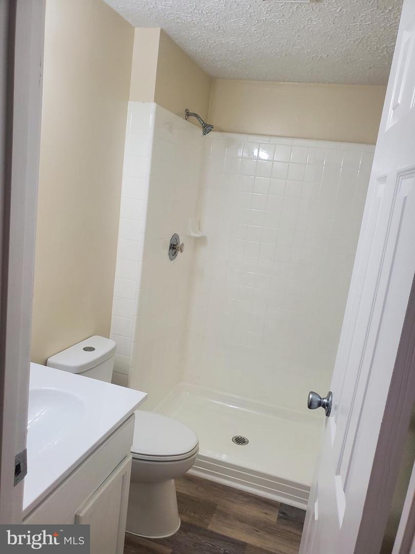 416 POCAHONTAS DR, RUTHER GLEN, Virginia 22546, 3 Bedrooms Bedrooms, ,2 BathroomsBathrooms,Residential,For sale,416 POCAHONTAS DR,VACV2008256 MLS # VACV2008256