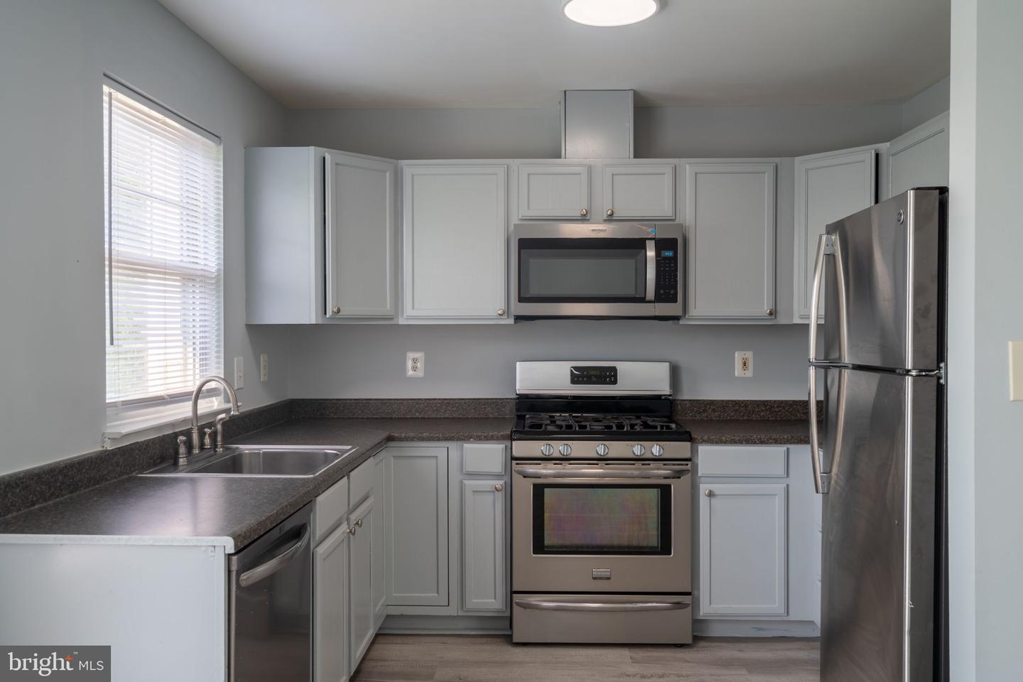 902 BLAKNEY LN SE, WASHINGTON, District Of Columbia 20032, 3 Bedrooms Bedrooms, ,2 BathroomsBathrooms,Residential,For sale,902 BLAKNEY LN SE,DCDC2204880 MLS # DCDC2204880