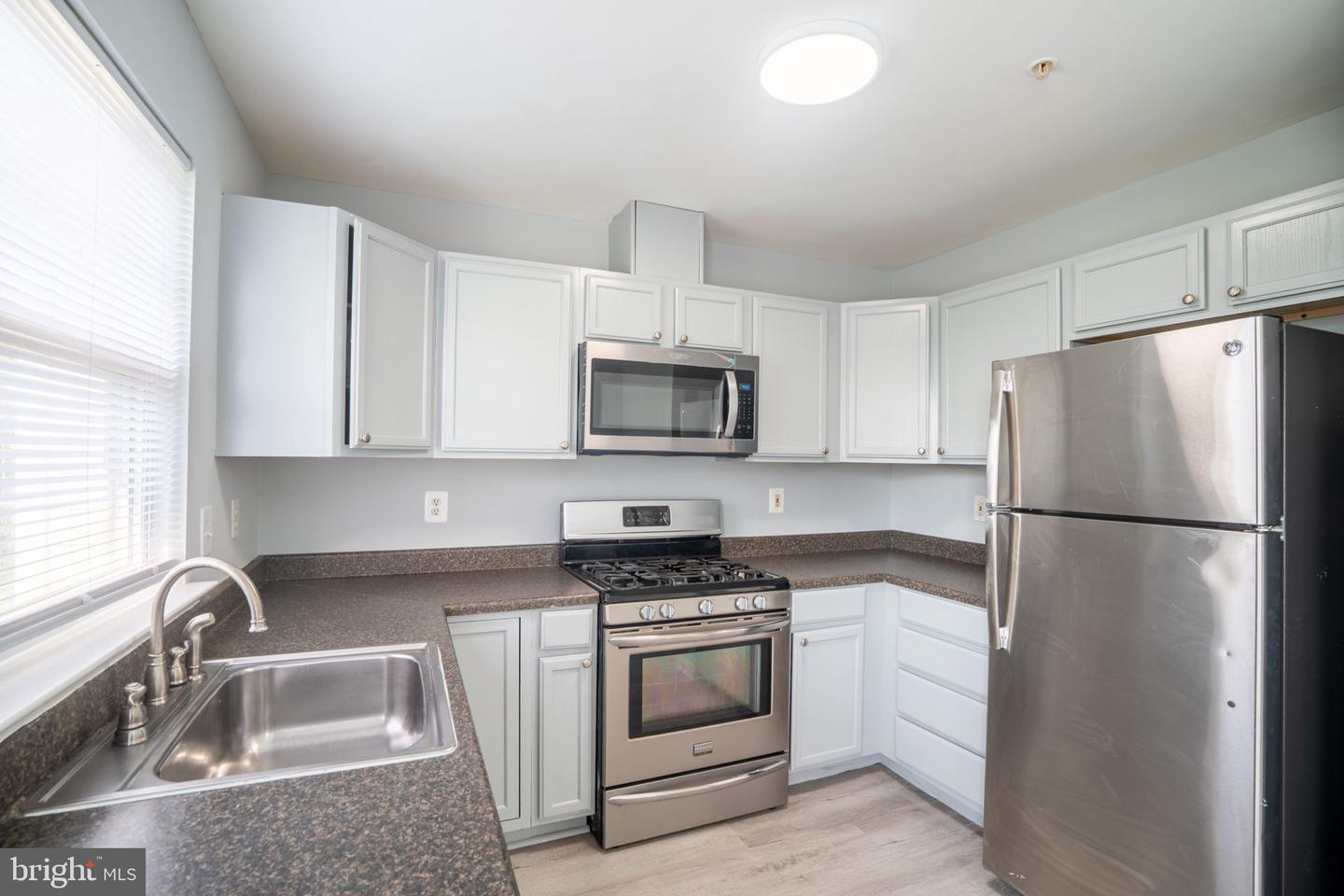 902 BLAKNEY LN SE, WASHINGTON, District Of Columbia 20032, 3 Bedrooms Bedrooms, ,2 BathroomsBathrooms,Residential,For sale,902 BLAKNEY LN SE,DCDC2204880 MLS # DCDC2204880