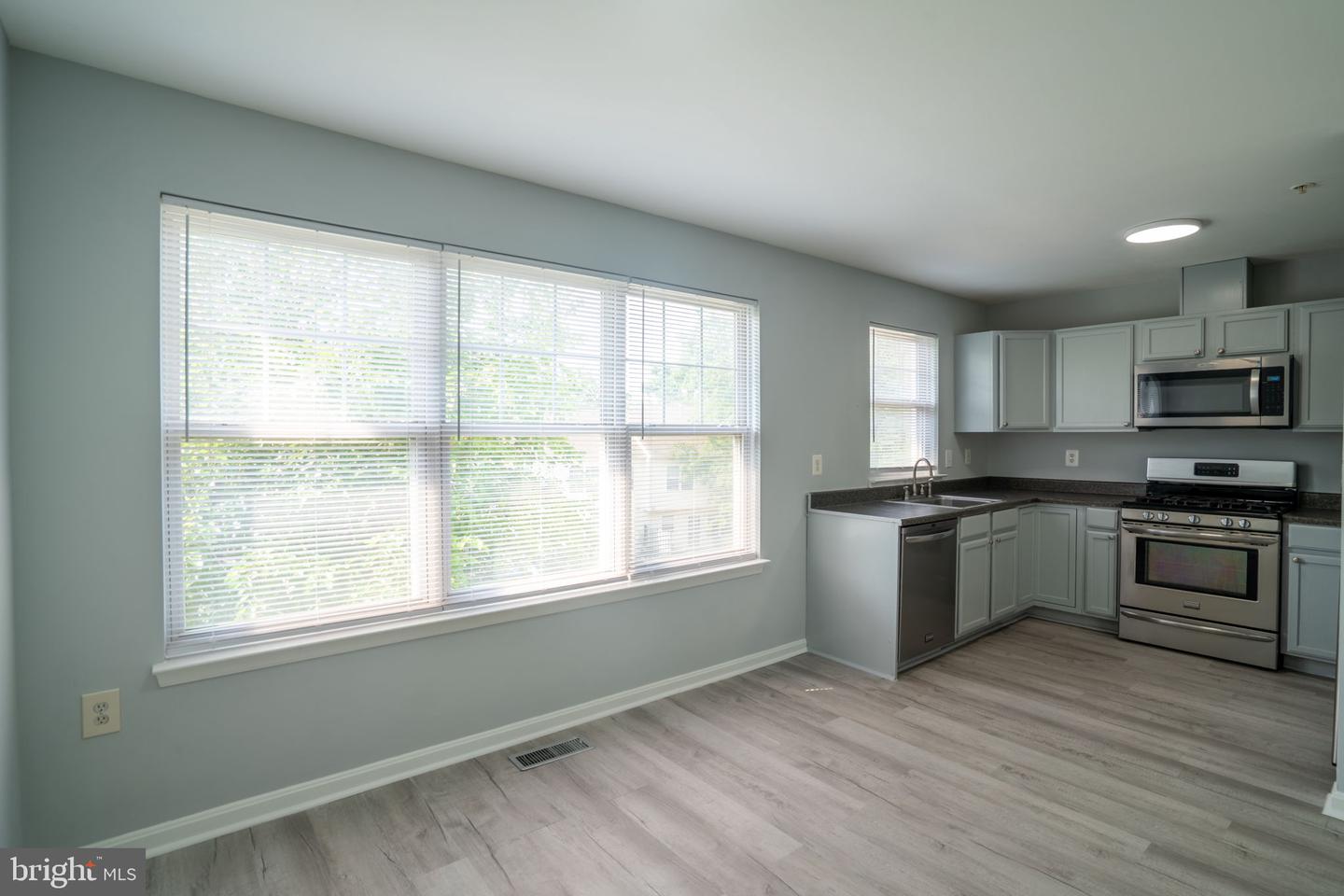 902 BLAKNEY LN SE, WASHINGTON, District Of Columbia 20032, 3 Bedrooms Bedrooms, ,2 BathroomsBathrooms,Residential,For sale,902 BLAKNEY LN SE,DCDC2204880 MLS # DCDC2204880