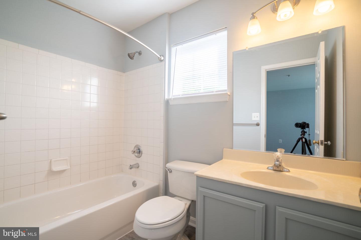 902 BLAKNEY LN SE, WASHINGTON, District Of Columbia 20032, 3 Bedrooms Bedrooms, ,2 BathroomsBathrooms,Residential,For sale,902 BLAKNEY LN SE,DCDC2204880 MLS # DCDC2204880