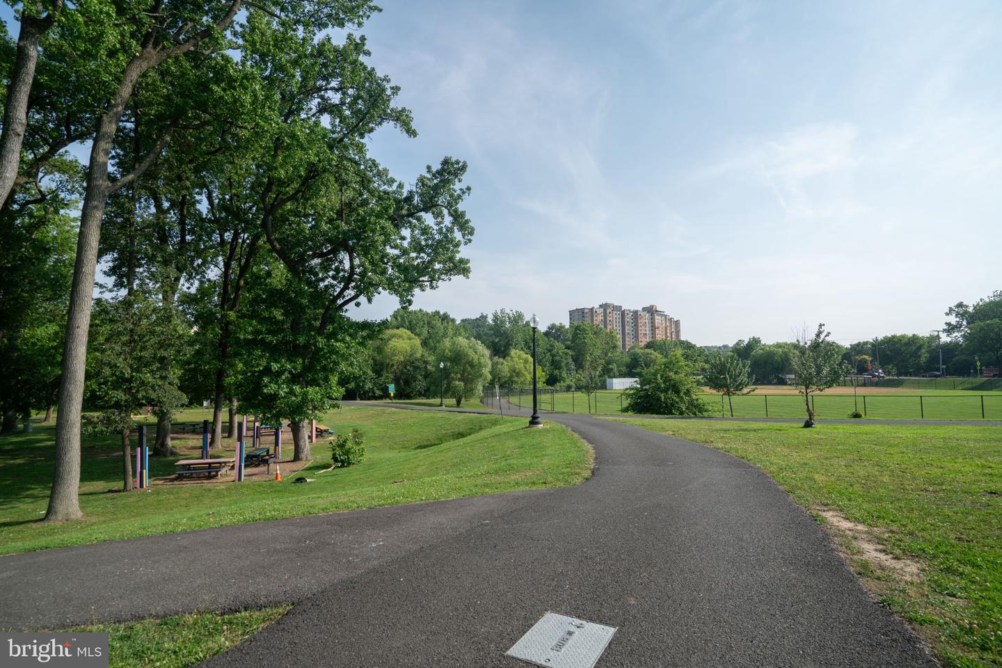 902 BLAKNEY LN SE, WASHINGTON, District Of Columbia 20032, 3 Bedrooms Bedrooms, ,2 BathroomsBathrooms,Residential,For sale,902 BLAKNEY LN SE,DCDC2204880 MLS # DCDC2204880
