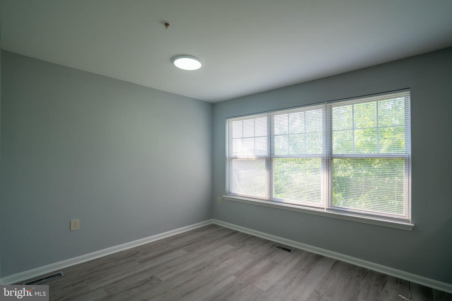 902 BLAKNEY LN SE, WASHINGTON, District Of Columbia 20032, 3 Bedrooms Bedrooms, ,2 BathroomsBathrooms,Residential,For sale,902 BLAKNEY LN SE,DCDC2204880 MLS # DCDC2204880