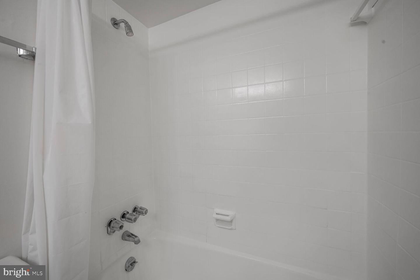 950 25TH ST NW #116N, WASHINGTON, District Of Columbia 20037, 1 Bedroom Bedrooms, ,1 BathroomBathrooms,Residential,For sale,950 25TH ST NW #116N,DCDC2204956 MLS # DCDC2204956