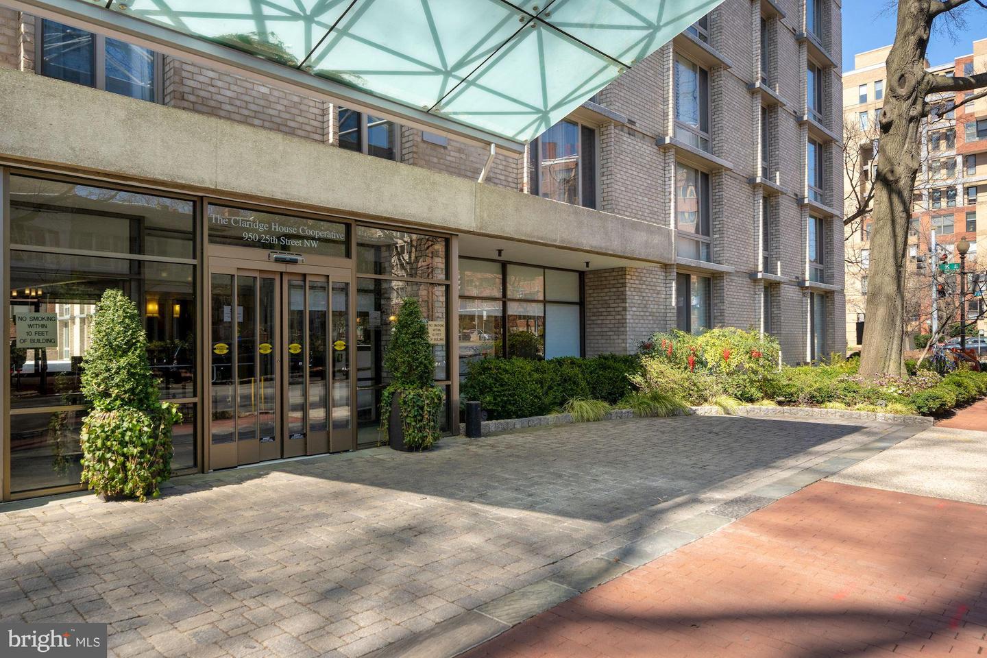 950 25TH ST NW #116N, WASHINGTON, District Of Columbia 20037, 1 Bedroom Bedrooms, ,1 BathroomBathrooms,Residential,For sale,950 25TH ST NW #116N,DCDC2204956 MLS # DCDC2204956