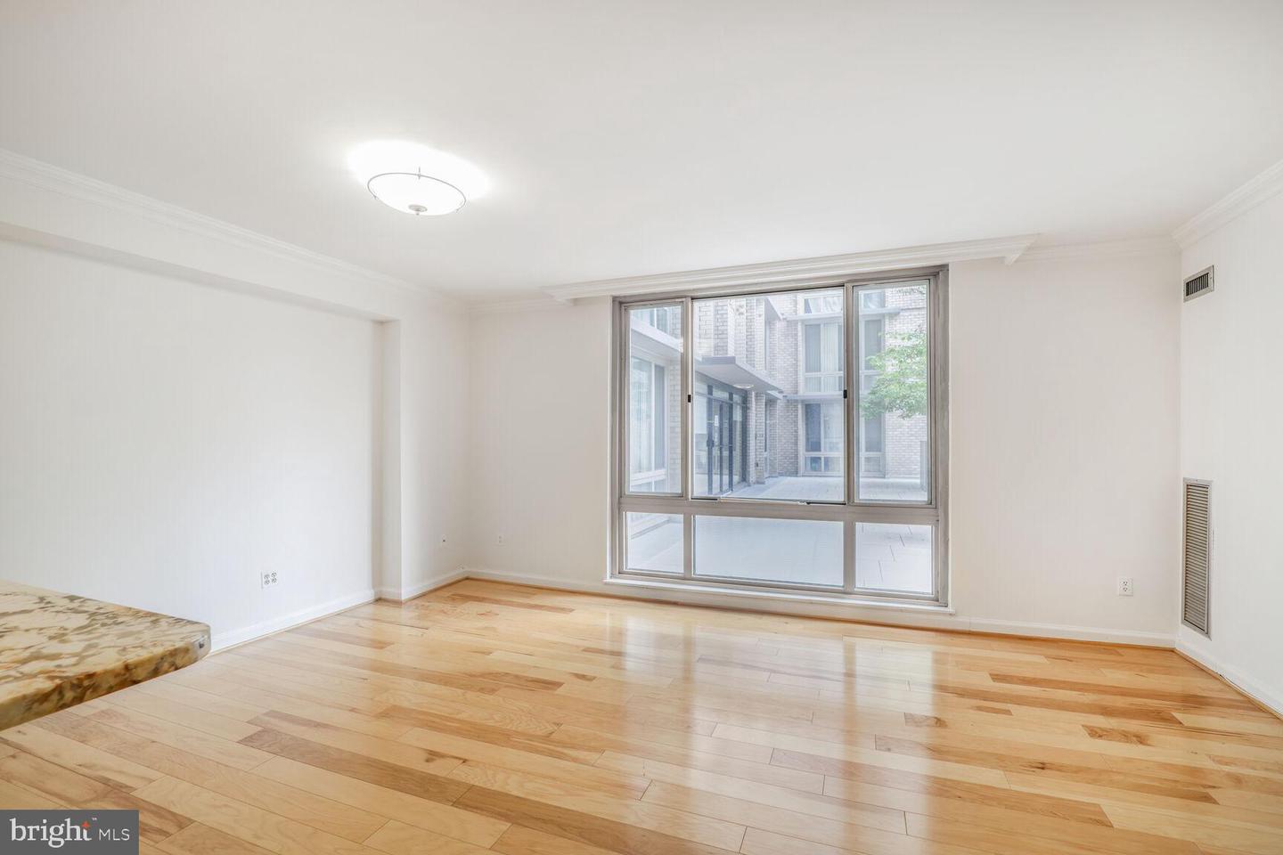 950 25TH ST NW #116N, WASHINGTON, District Of Columbia 20037, 1 Bedroom Bedrooms, ,1 BathroomBathrooms,Residential,For sale,950 25TH ST NW #116N,DCDC2204956 MLS # DCDC2204956