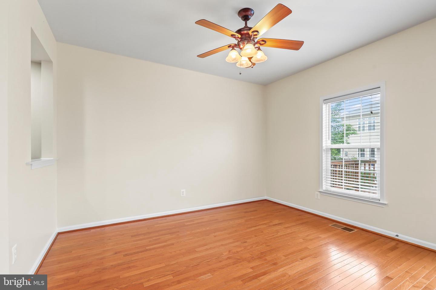 25159 HUMMOCKY TER, ALDIE, Virginia 20105, 4 Bedrooms Bedrooms, ,3 BathroomsBathrooms,Residential,For sale,25159 HUMMOCKY TER,VALO2099214 MLS # VALO2099214