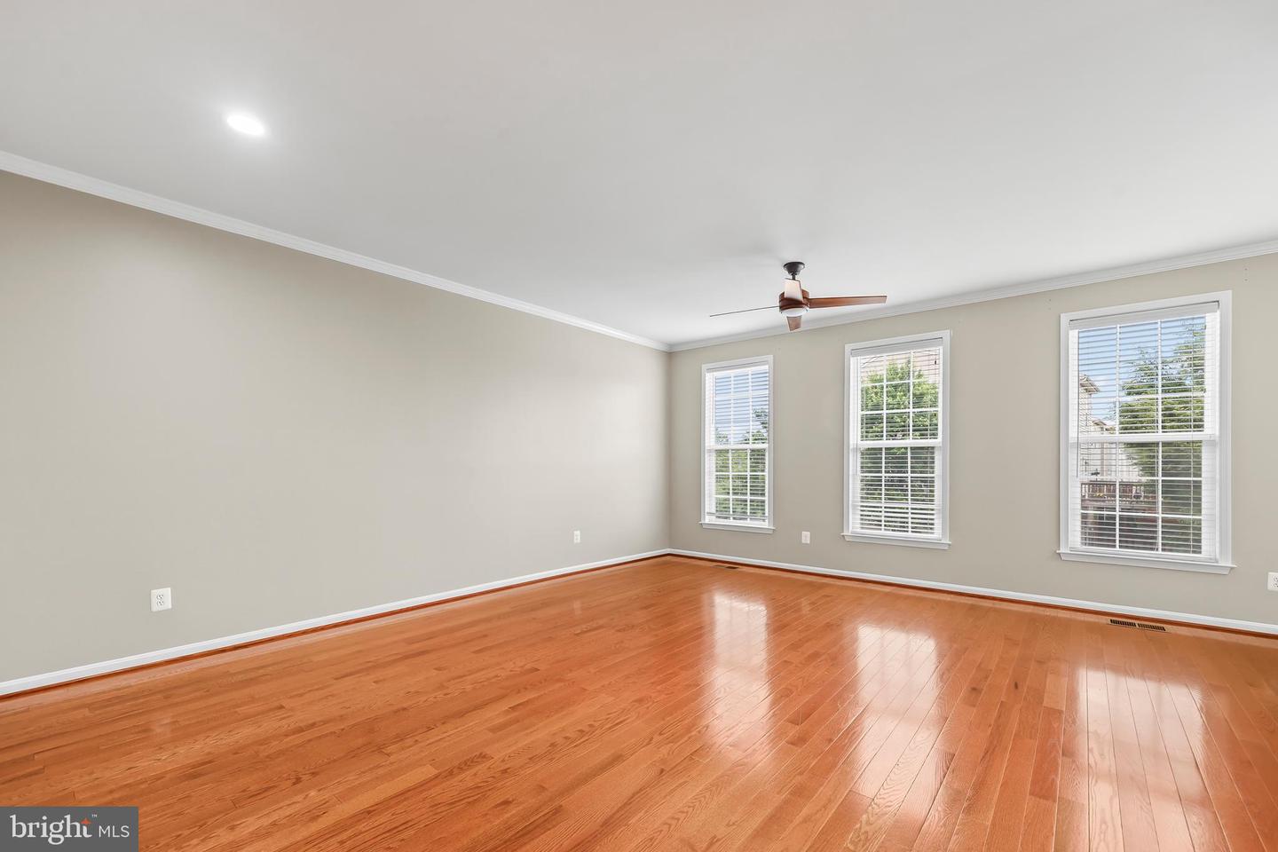 25159 HUMMOCKY TER, ALDIE, Virginia 20105, 4 Bedrooms Bedrooms, ,3 BathroomsBathrooms,Residential,For sale,25159 HUMMOCKY TER,VALO2099214 MLS # VALO2099214