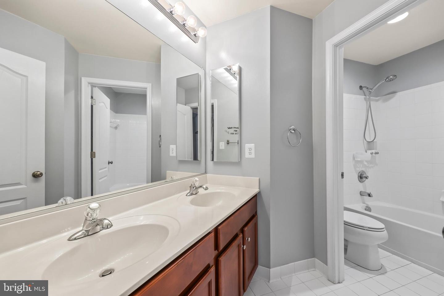 25159 HUMMOCKY TER, ALDIE, Virginia 20105, 4 Bedrooms Bedrooms, ,3 BathroomsBathrooms,Residential,For sale,25159 HUMMOCKY TER,VALO2099214 MLS # VALO2099214