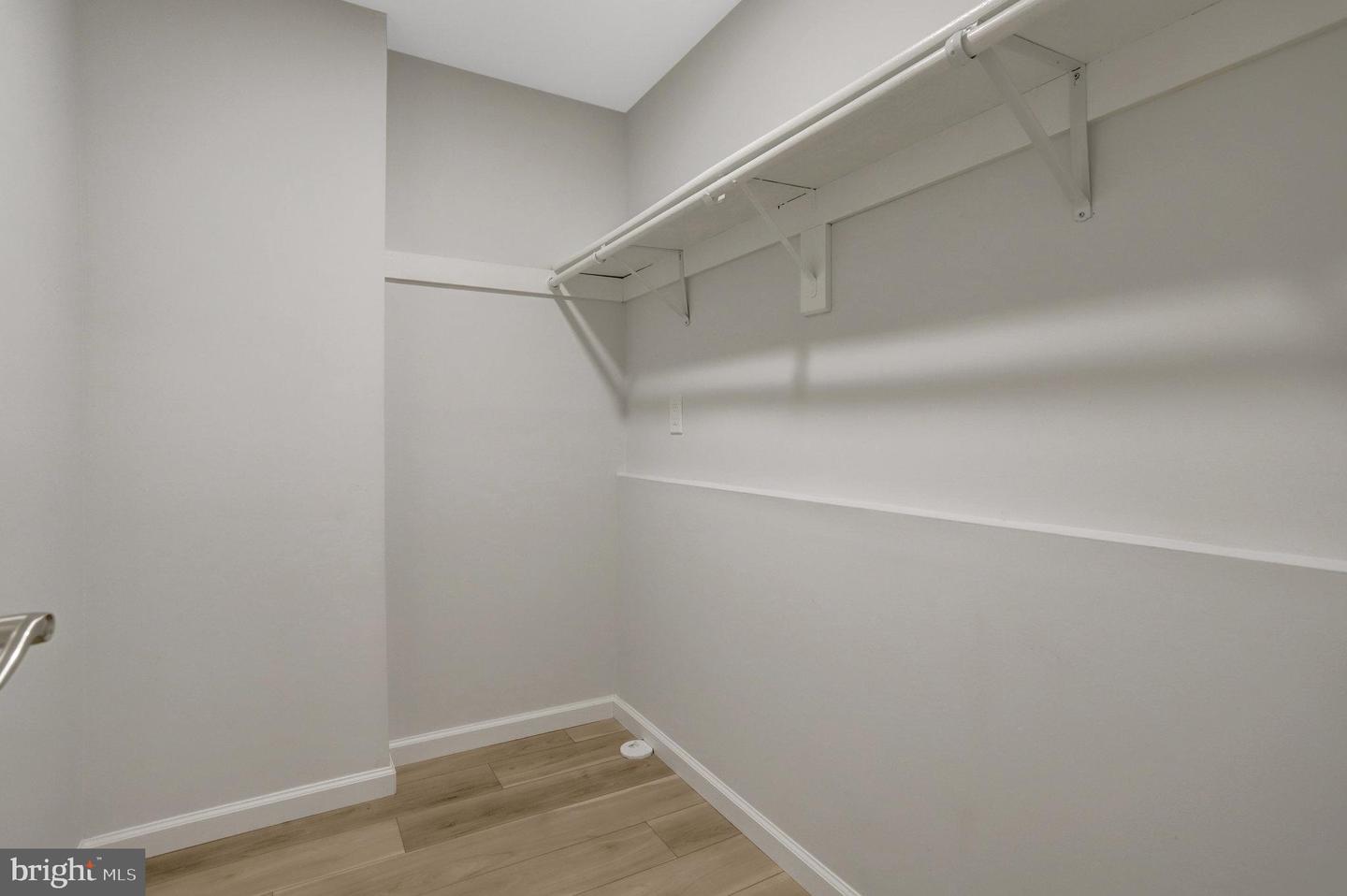 7457 HATHERLEIGH CT, ALEXANDRIA, Virginia 22315, 2 Bedrooms Bedrooms, ,3 BathroomsBathrooms,Residential,For sale,7457 HATHERLEIGH CT,VAFX2246810 MLS # VAFX2246810
