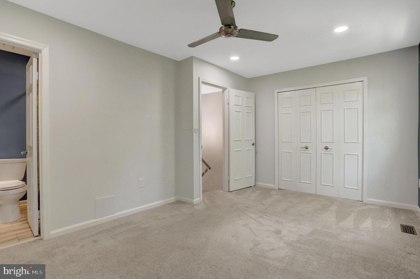 7457 HATHERLEIGH CT, ALEXANDRIA, Virginia 22315, 2 Bedrooms Bedrooms, ,3 BathroomsBathrooms,Residential,For sale,7457 HATHERLEIGH CT,VAFX2246810 MLS # VAFX2246810