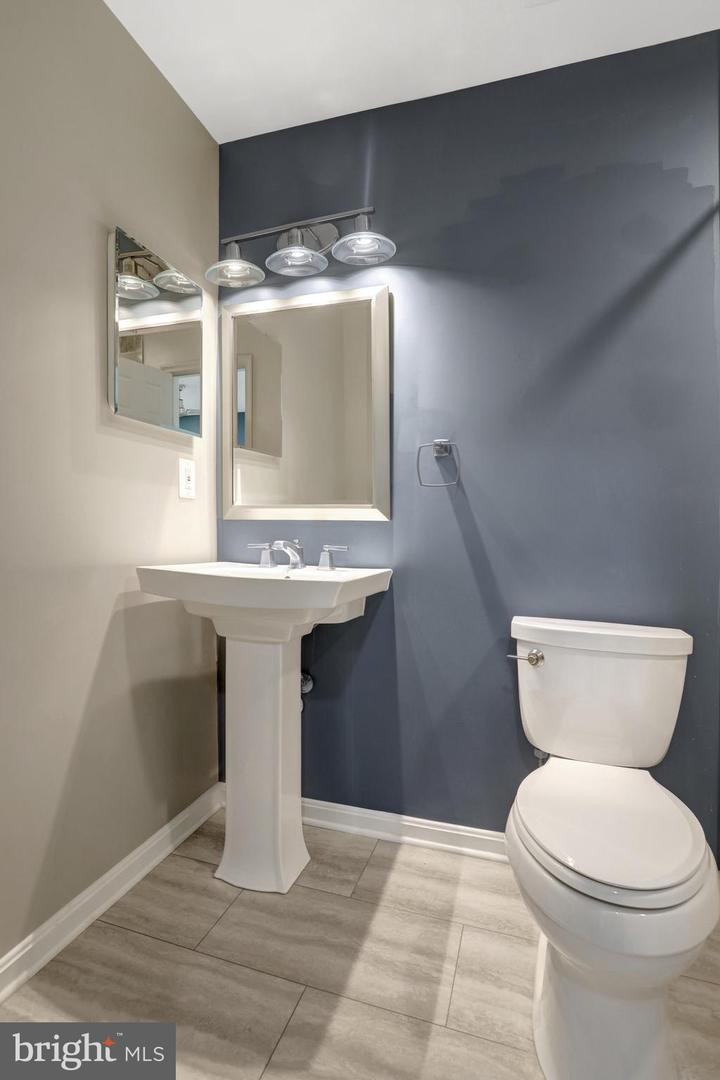 7457 HATHERLEIGH CT, ALEXANDRIA, Virginia 22315, 2 Bedrooms Bedrooms, ,3 BathroomsBathrooms,Residential,For sale,7457 HATHERLEIGH CT,VAFX2246810 MLS # VAFX2246810