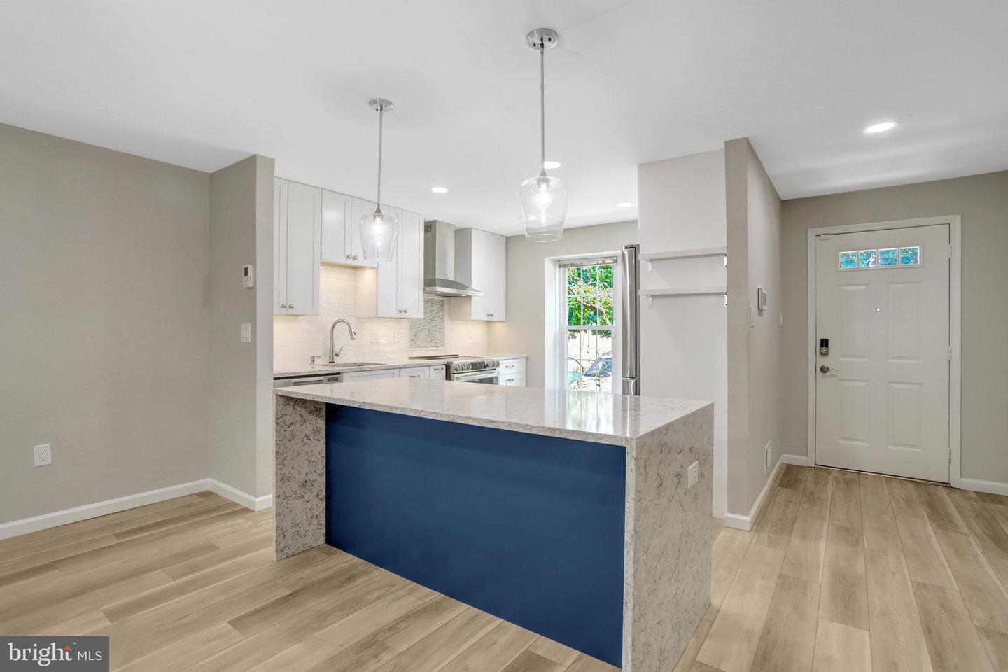 7457 HATHERLEIGH CT, ALEXANDRIA, Virginia 22315, 2 Bedrooms Bedrooms, ,3 BathroomsBathrooms,Residential,For sale,7457 HATHERLEIGH CT,VAFX2246810 MLS # VAFX2246810