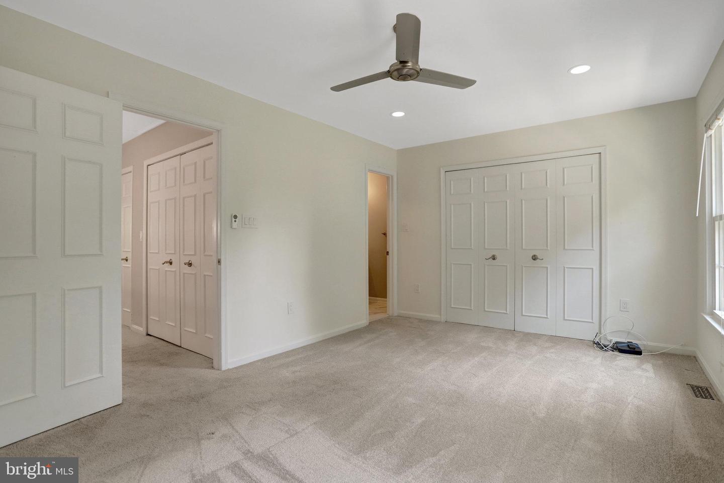 7457 HATHERLEIGH CT, ALEXANDRIA, Virginia 22315, 2 Bedrooms Bedrooms, ,3 BathroomsBathrooms,Residential,For sale,7457 HATHERLEIGH CT,VAFX2246810 MLS # VAFX2246810
