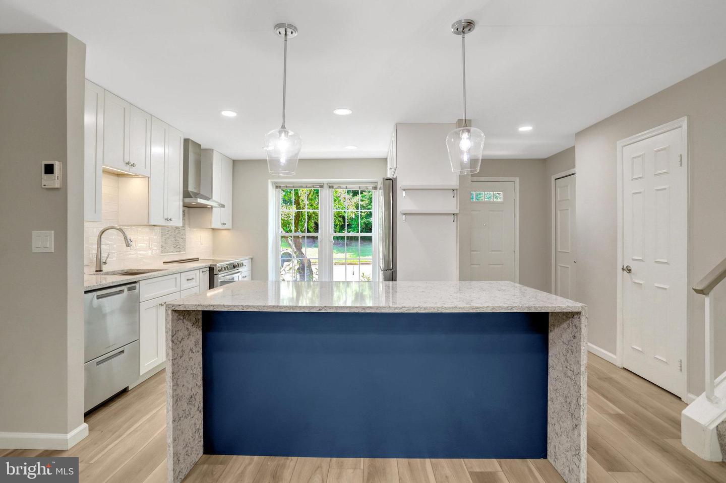 7457 HATHERLEIGH CT, ALEXANDRIA, Virginia 22315, 2 Bedrooms Bedrooms, ,3 BathroomsBathrooms,Residential,For sale,7457 HATHERLEIGH CT,VAFX2246810 MLS # VAFX2246810