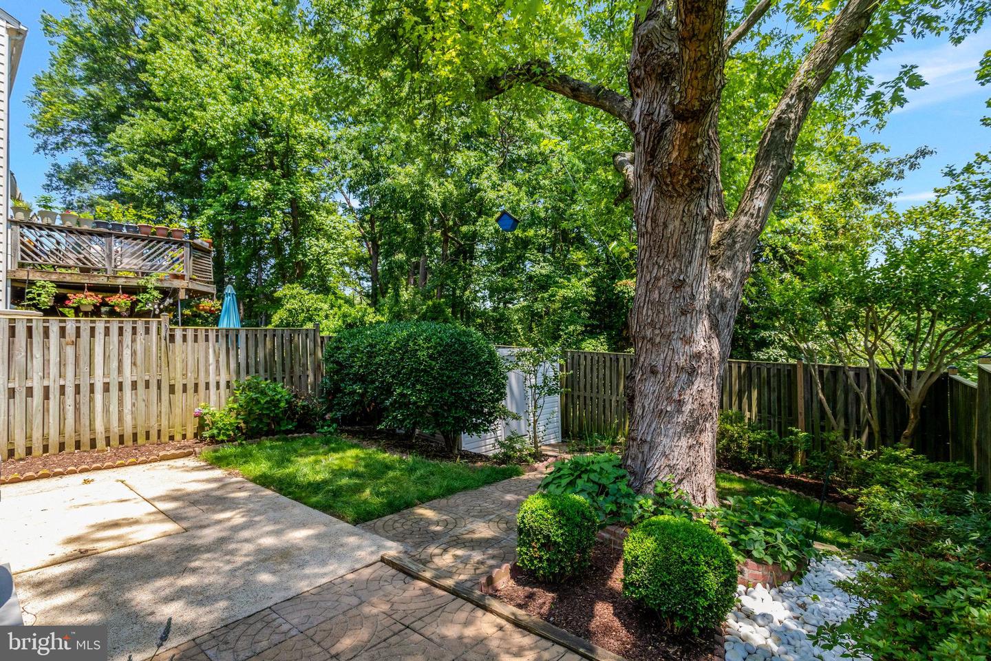 7457 HATHERLEIGH CT, ALEXANDRIA, Virginia 22315, 2 Bedrooms Bedrooms, ,3 BathroomsBathrooms,Residential,For sale,7457 HATHERLEIGH CT,VAFX2246810 MLS # VAFX2246810