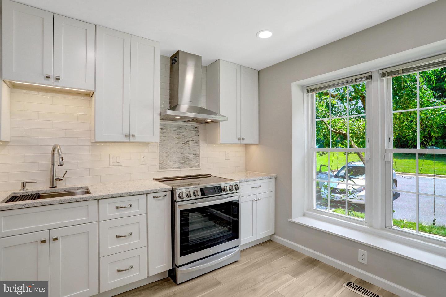 7457 HATHERLEIGH CT, ALEXANDRIA, Virginia 22315, 2 Bedrooms Bedrooms, ,3 BathroomsBathrooms,Residential,For sale,7457 HATHERLEIGH CT,VAFX2246810 MLS # VAFX2246810