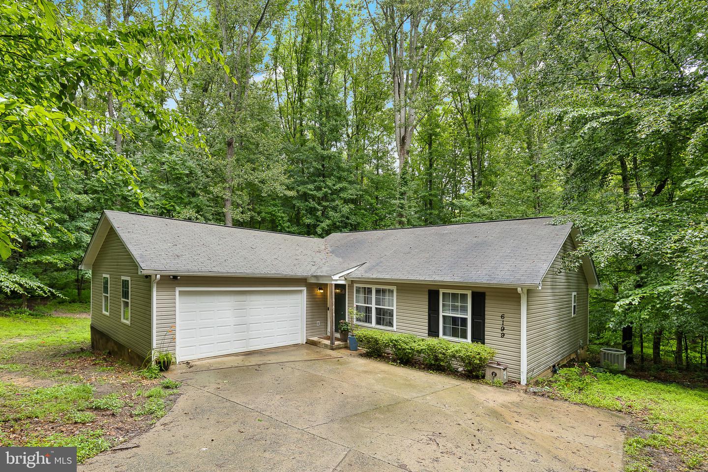 6199 CURTIS CIR, KING GEORGE, Virginia 22485, 3 Bedrooms Bedrooms, ,2 BathroomsBathrooms,Residential,For sale,6199 CURTIS CIR,VAKG2006578 MLS # VAKG2006578